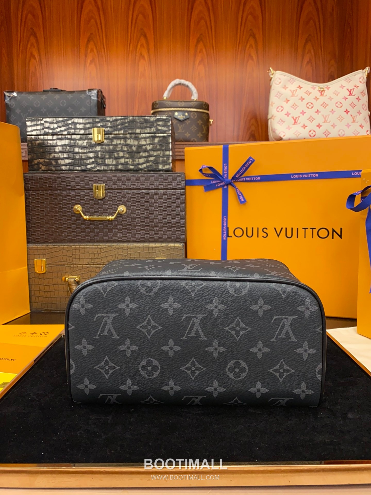Louis Vuitton Toiletry Bag 2 Compartments M11750 Monogram Coated Canvas Pouch 루이비통 토일레트리 백 2 컴파트먼트 모노그램 코팅 캔버스 파우치 24cm 5
