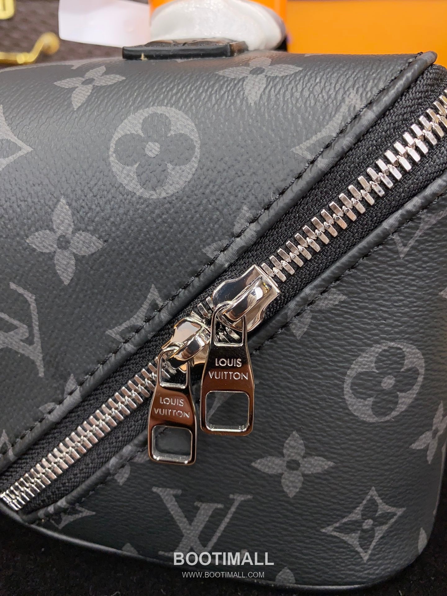 Louis Vuitton Toiletry Bag 2 Compartments M11750 Monogram Coated Canvas Pouch 루이비통 토일레트리 백 2 컴파트먼트 모노그램 코팅 캔버스 파우치 24cm 6