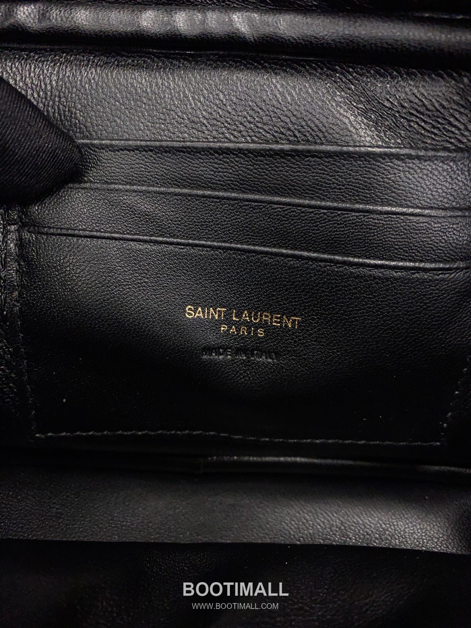 Saint Laurent Lou Camera Bag 612579 Calfskin Leather Shoulder Bag 생로랑 루 카메라백 카프스킨 가죽 숄더백 19cm 9