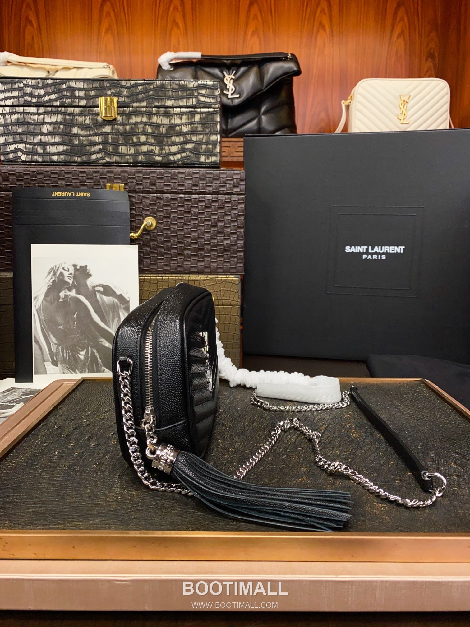 Saint Laurent Lou Camera Bag 612579 Calfskin Leather Shoulder Bag 생로랑 루 카메라백 카프스킨 가죽 숄더백 19cm 2