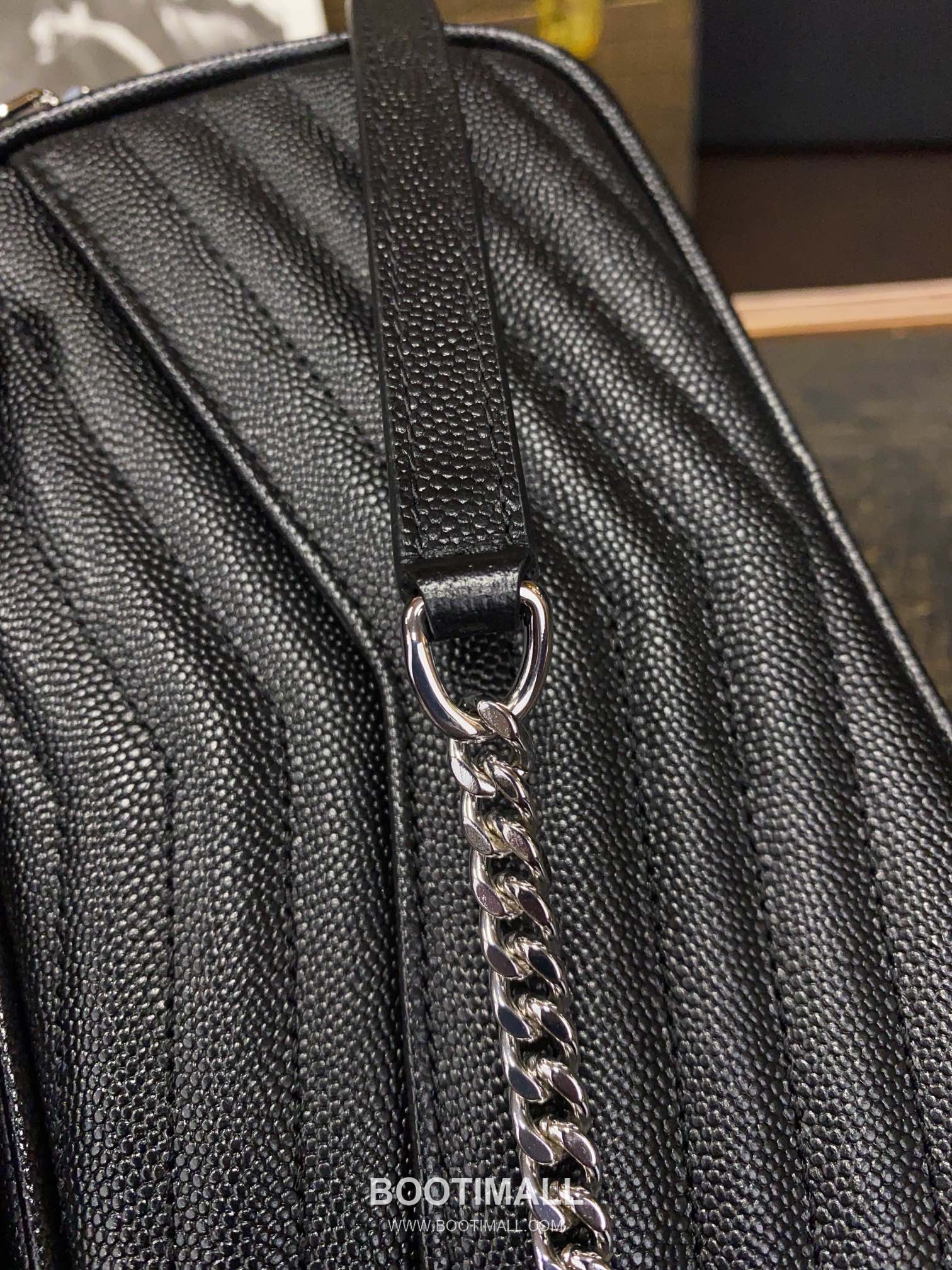 Saint Laurent Lou Camera Bag 612579 Calfskin Leather Shoulder Bag 생로랑 루 카메라백 카프스킨 가죽 숄더백 19cm 7