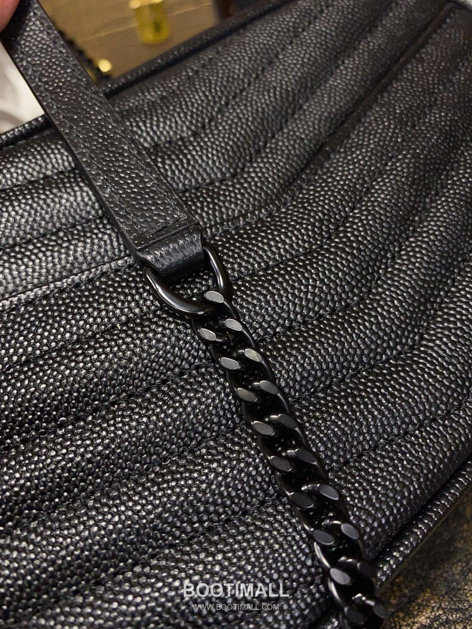 Saint Laurent Lou Camera Bag 612579 Calfskin Leather Shoulder Bag 생로랑 루 카메라백 카프스킨 가죽 숄더백 19cm 7