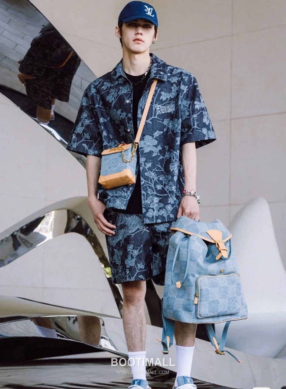 Louis Vuitton Montsouris Backpack N40708 Damier Denim Cotton Canvas Bag 루이비통 몽수리 백팩 다미에 데님 코튼 캔버스 백팩 40cm 5