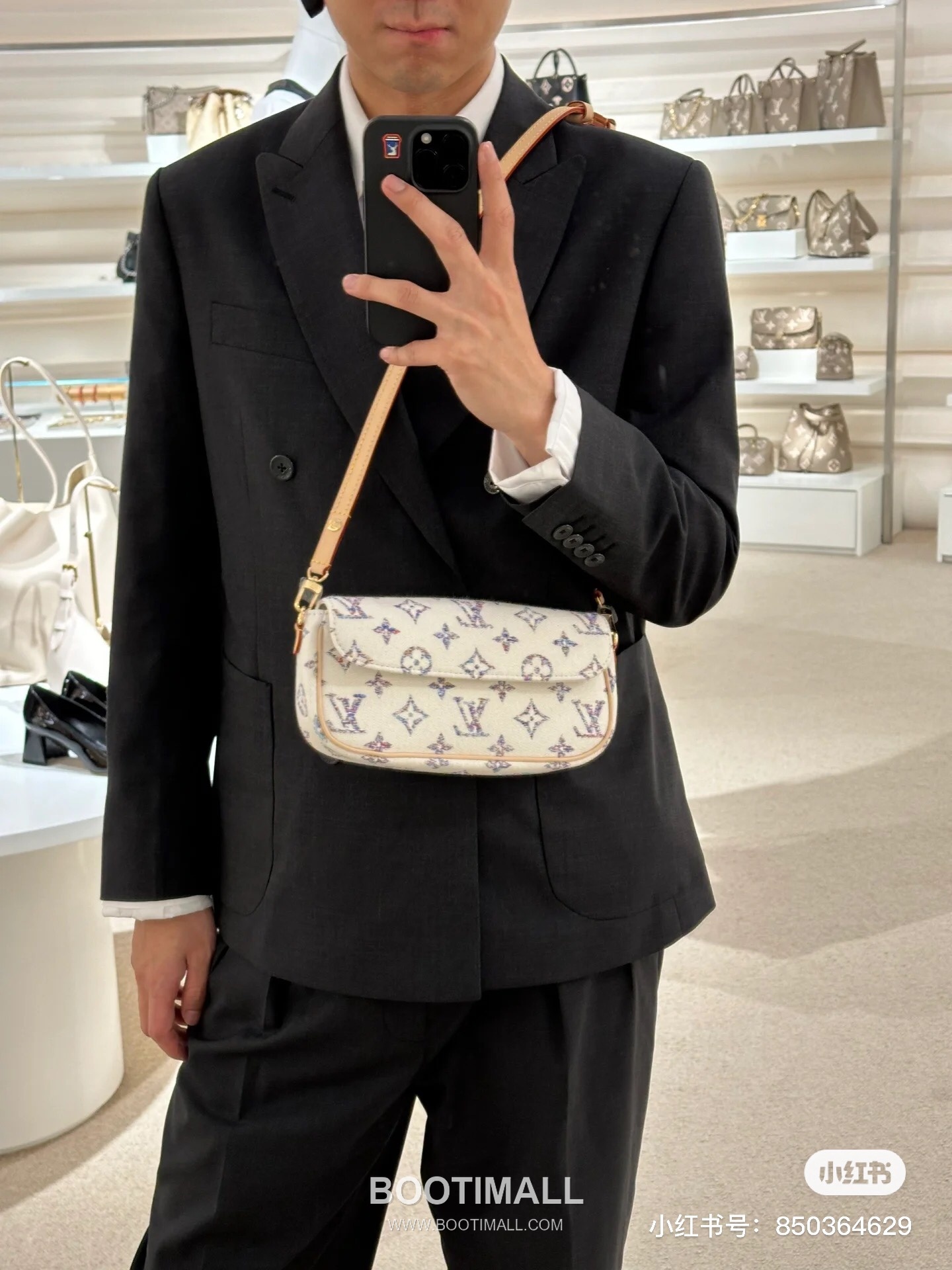 Louis Vuitton Wallet on Chain Ivy Monogram Jacquard Textile Leather Trim Bag 루이비통 월렛 온 체인 아이비 모노그램 자카드 텍스타일 레더 트림 백 23.5cm 6