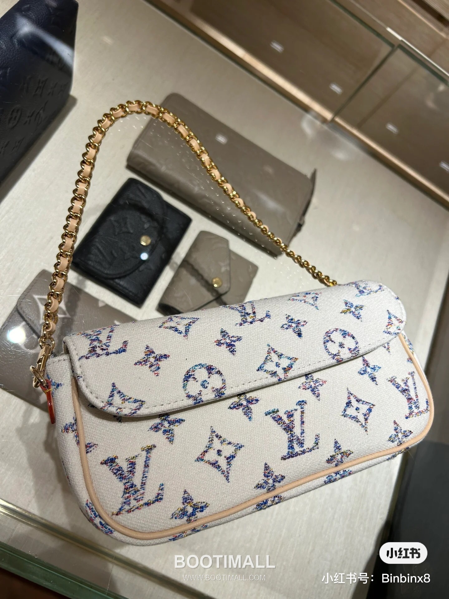 Louis Vuitton Wallet on Chain Ivy Monogram Jacquard Textile Leather Trim Bag 루이비통 월렛 온 체인 아이비 모노그램 자카드 텍스타일 레더 트림 백 23.5cm 9