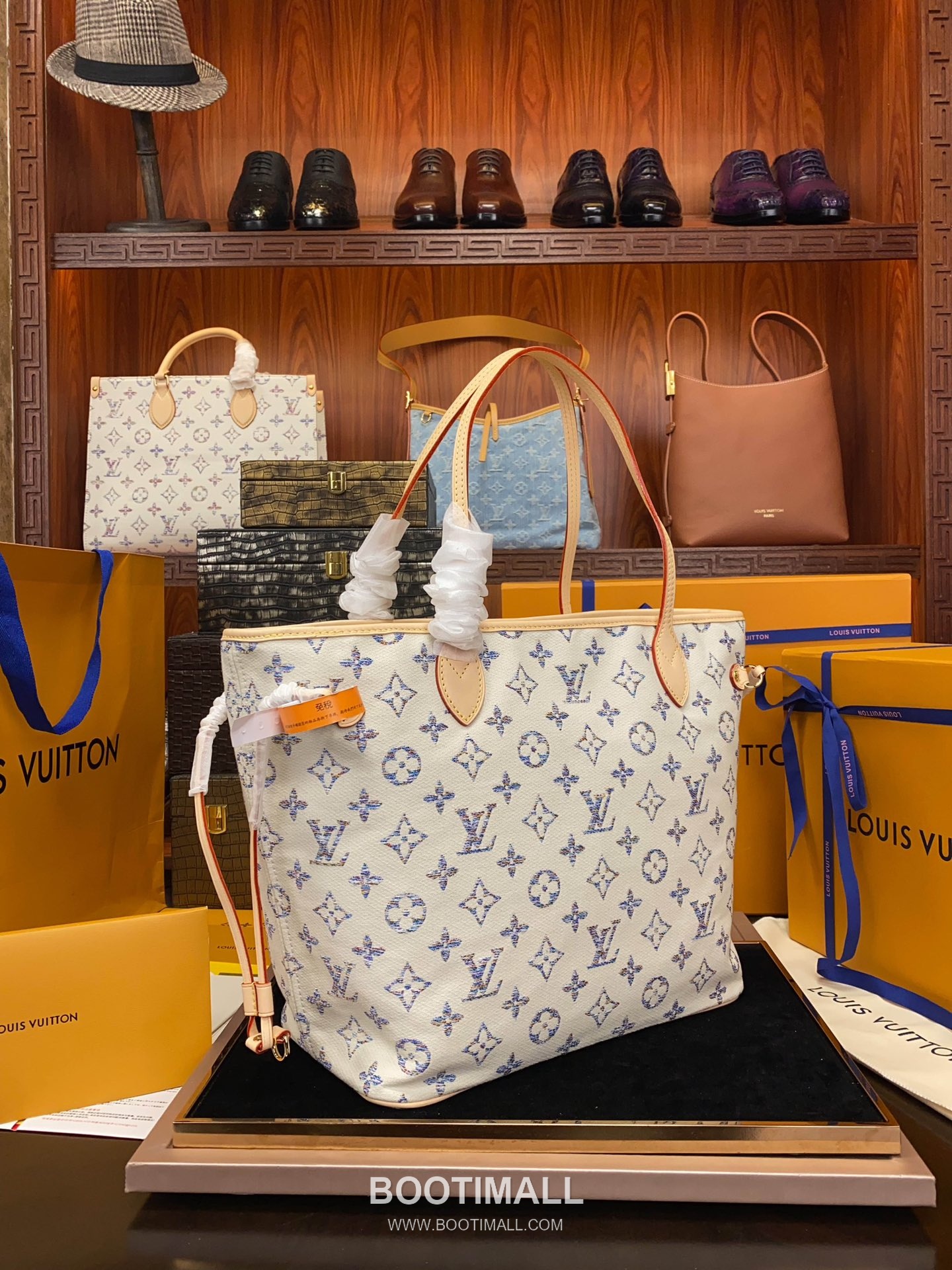 Louis Vuitton Neverfull MM M24905 Monogram Jacquard Textile Tote Bag 루이비통 네버풀 MM 모노그램 자카드 텍스타일 토트백 31cm 6