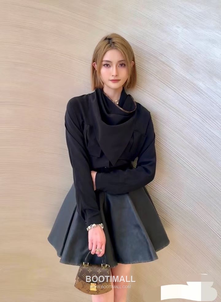 Louis Vuitton Pico Tilsitt M83473 Monogram Canvas Reverse Bag 루이비통 피코 틸싯 모노그램 캔버스 리버스 백 16cm 8