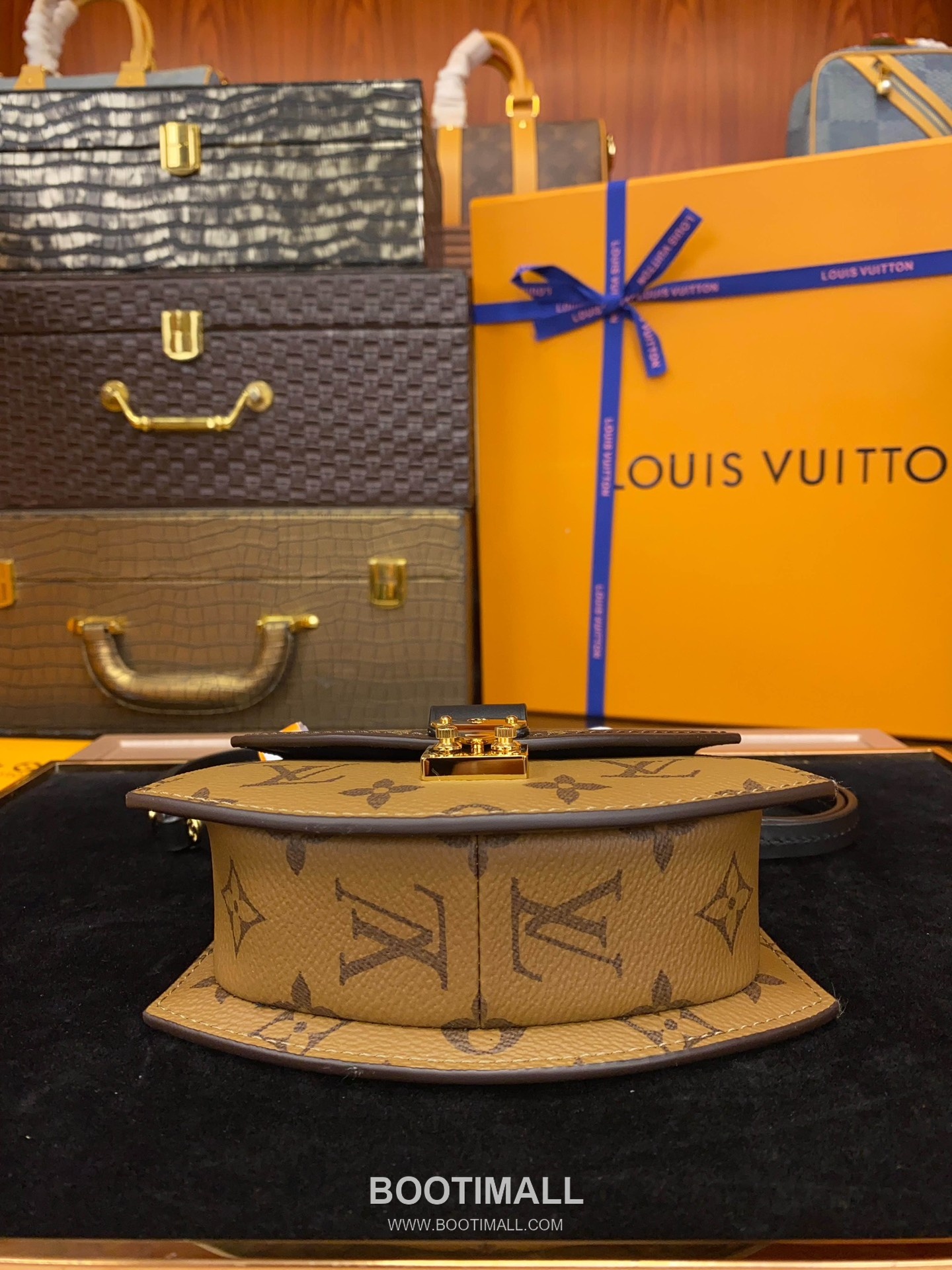 Louis Vuitton Pico Tilsitt M83473 Monogram Canvas Reverse Bag 루이비통 피코 틸싯 모노그램 캔버스 리버스 백 16cm 13