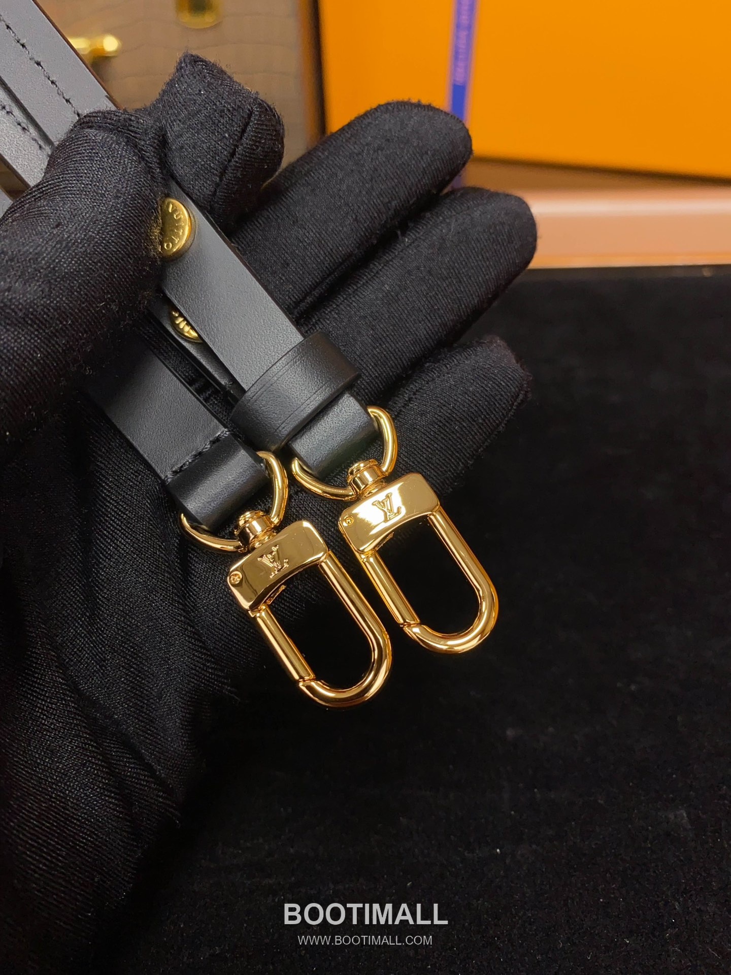 Louis Vuitton Pico Tilsitt M83473 Monogram Canvas Reverse Bag 루이비통 피코 틸싯 모노그램 캔버스 리버스 백 16cm 18