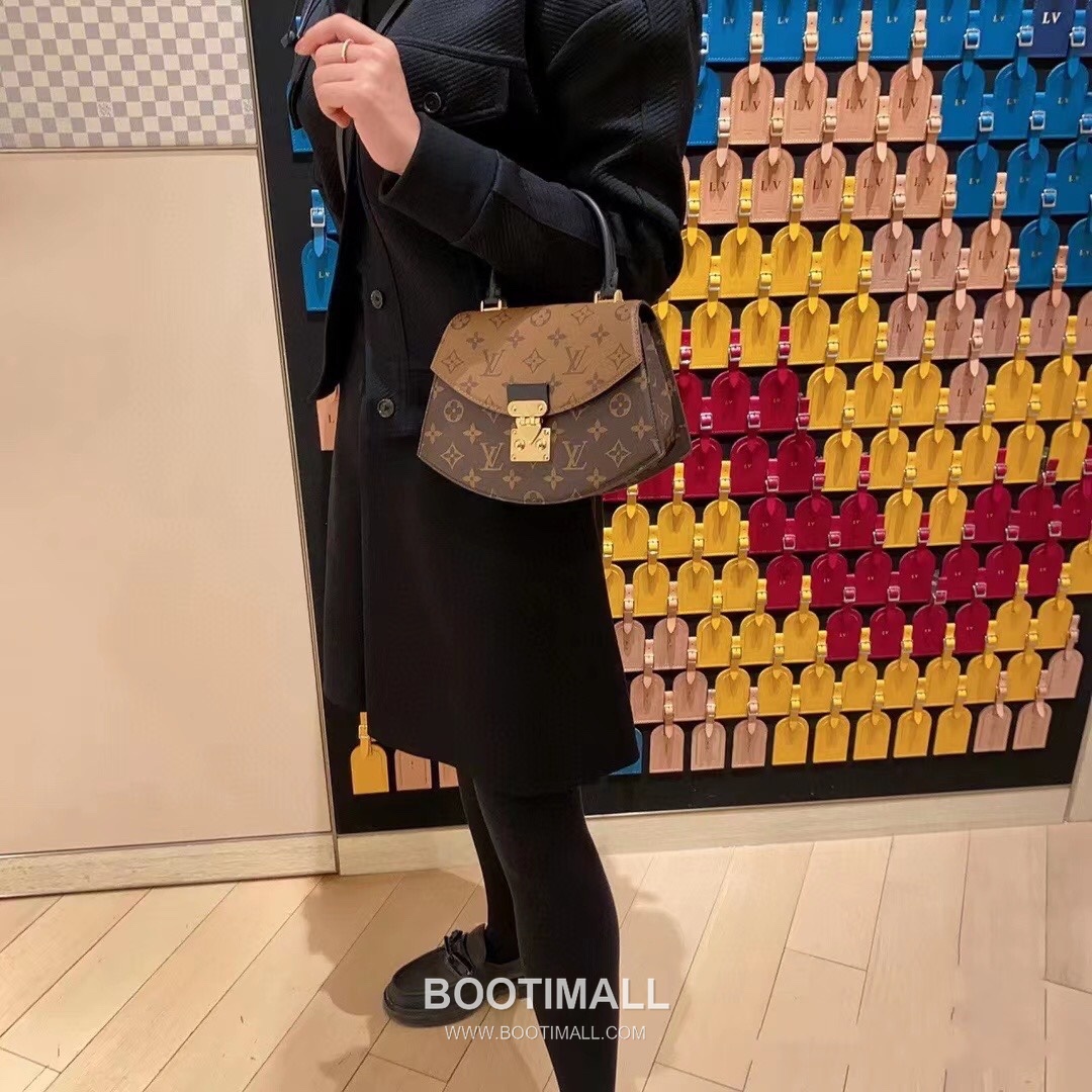 Louis Vuitton Tilsitt Bag M46548 Monogram Canvas Reverse Bag 루이비통 틸싯 모노그램 캔버스 리버스 백 24cm 16