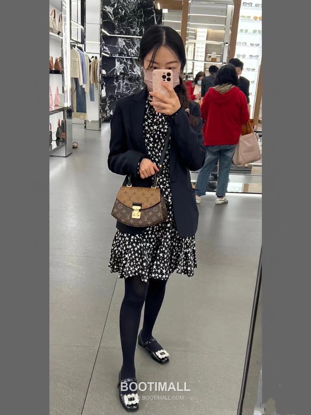 Louis Vuitton Tilsitt Bag M46548 Monogram Canvas Reverse Bag 루이비통 틸싯 모노그램 캔버스 리버스 백 24cm 22