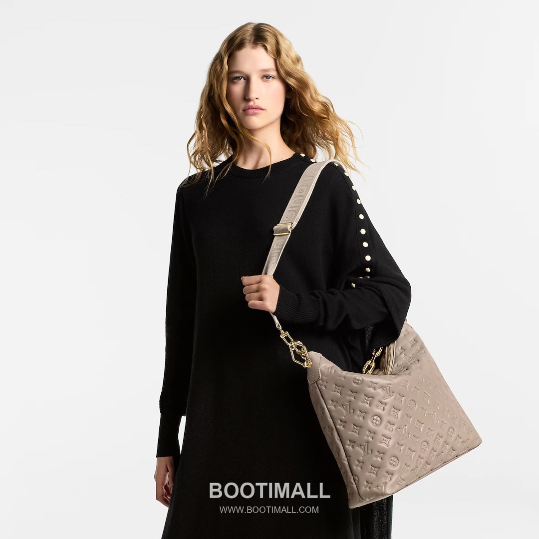 Louis Vuitton Coussin Hobo Bag M12071 Monogram Embossed Padded Leather Bag 루이비통 쿠션 호보백 모노그램 엠보스 패딩 가죽 백 38cm 1