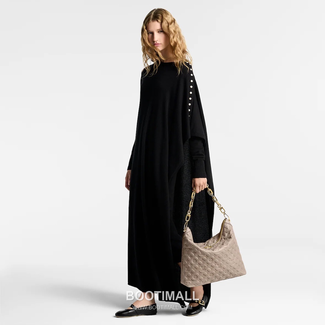 Louis Vuitton Coussin Hobo Bag M12071 Monogram Embossed Padded Leather Bag 루이비통 쿠션 호보백 모노그램 엠보스 패딩 가죽 백 38cm 2