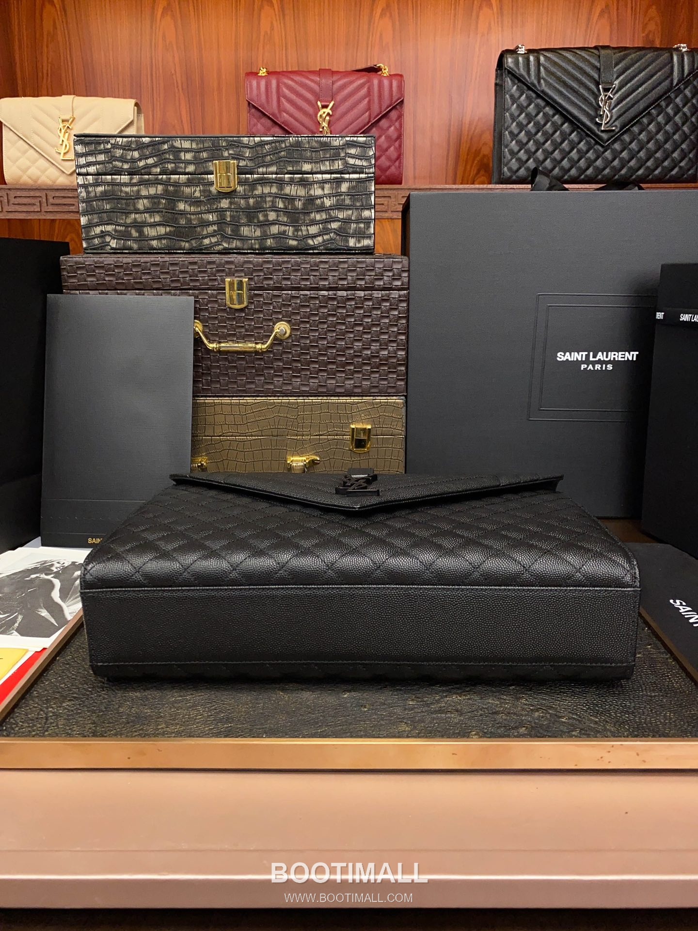 Saint Laurent Envelope Large 487198 Grained Calfskin Quilted Chain Bag 생로랑 엔벨로프 라지 그레인 카프스킨 퀼팅 체인백 31cm 4