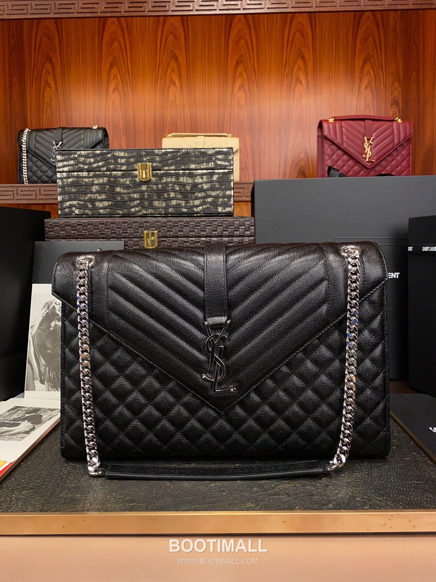 Saint Laurent Envelope Large 487198 Grained Calfskin Quilted Chain Bag 생로랑 엔벨로프 라지 그레인 카프스킨 퀼팅 체인백 31cm 1