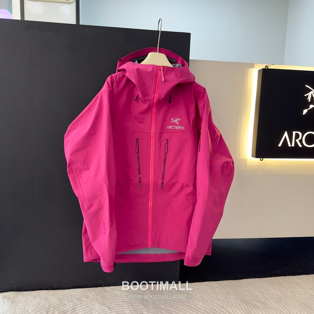 Arc'teryx Alpha SV 7th Generation Hard Shell Jacket 아크테릭스 알파 SV 7세대 하드쉘 재킷 3