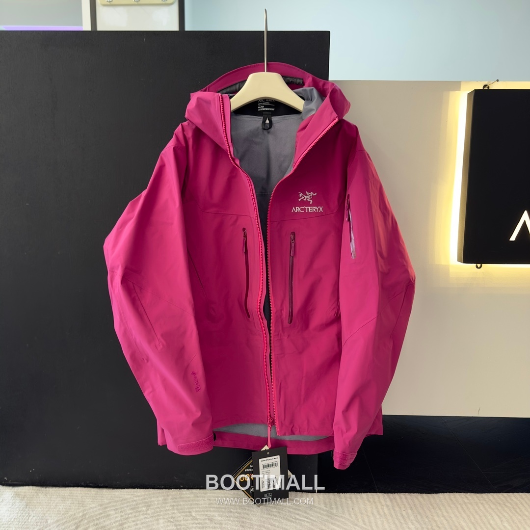 Arc'teryx Alpha SV 7th Generation Hard Shell Jacket 아크테릭스 알파 SV 7세대 하드쉘 재킷 5