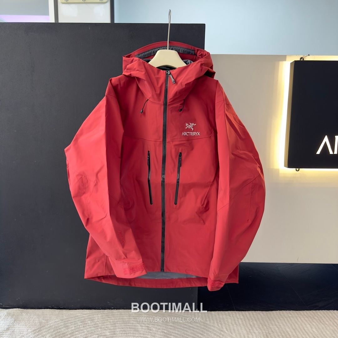 Arc'teryx Alpha SV 7th Generation Hard Shell Jacket 아크테릭스 알파 SV 7세대 하드쉘 재킷 1