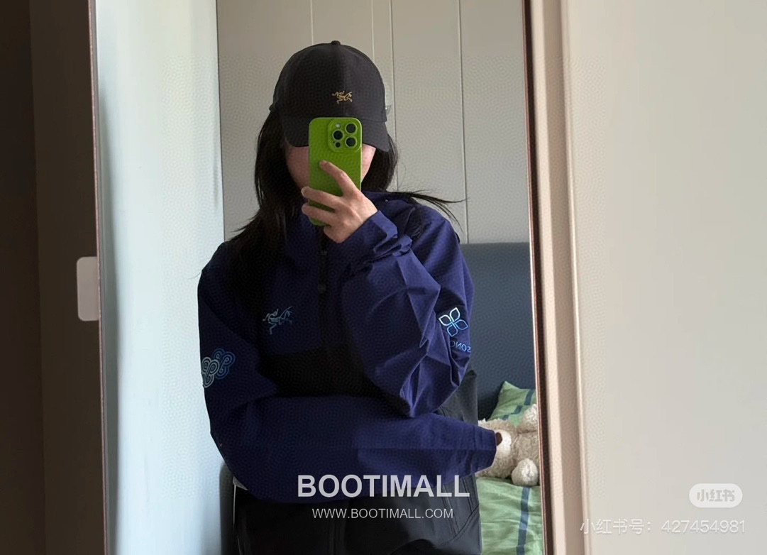 Arc'teryx x Songtsam Gamma 3.0 Nam Co Gradient Logo Softshell Hoody 아크테릭스 송잠 감마 3.0 나무초 그라데이션 로고 소프트쉘 후디 재킷 4