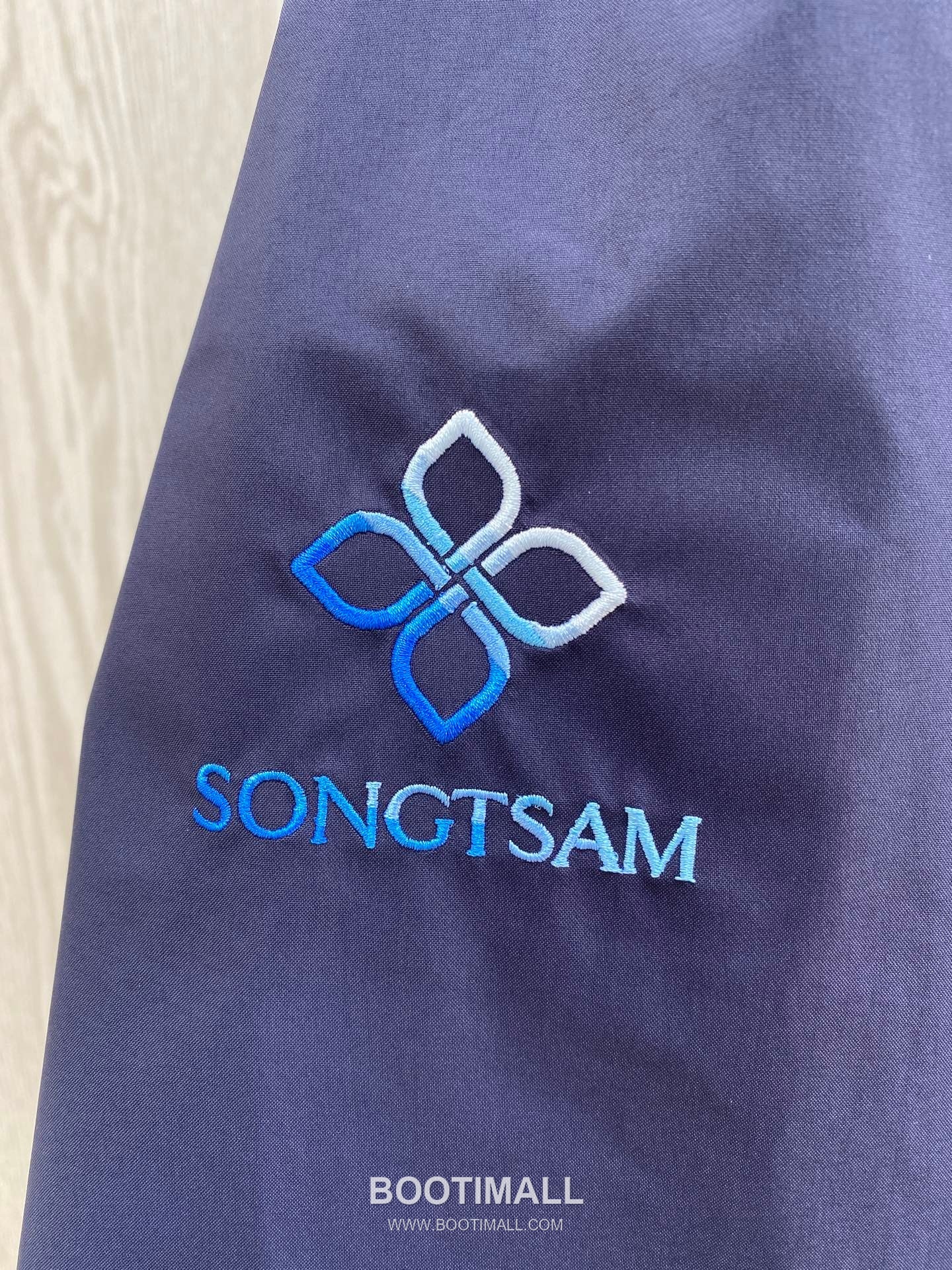 Arc'teryx x Songtsam Gamma 3.0 Nam Co Gradient Logo Softshell Hoody 아크테릭스 송잠 감마 3.0 나무초 그라데이션 로고 소프트쉘 후디 재킷 3