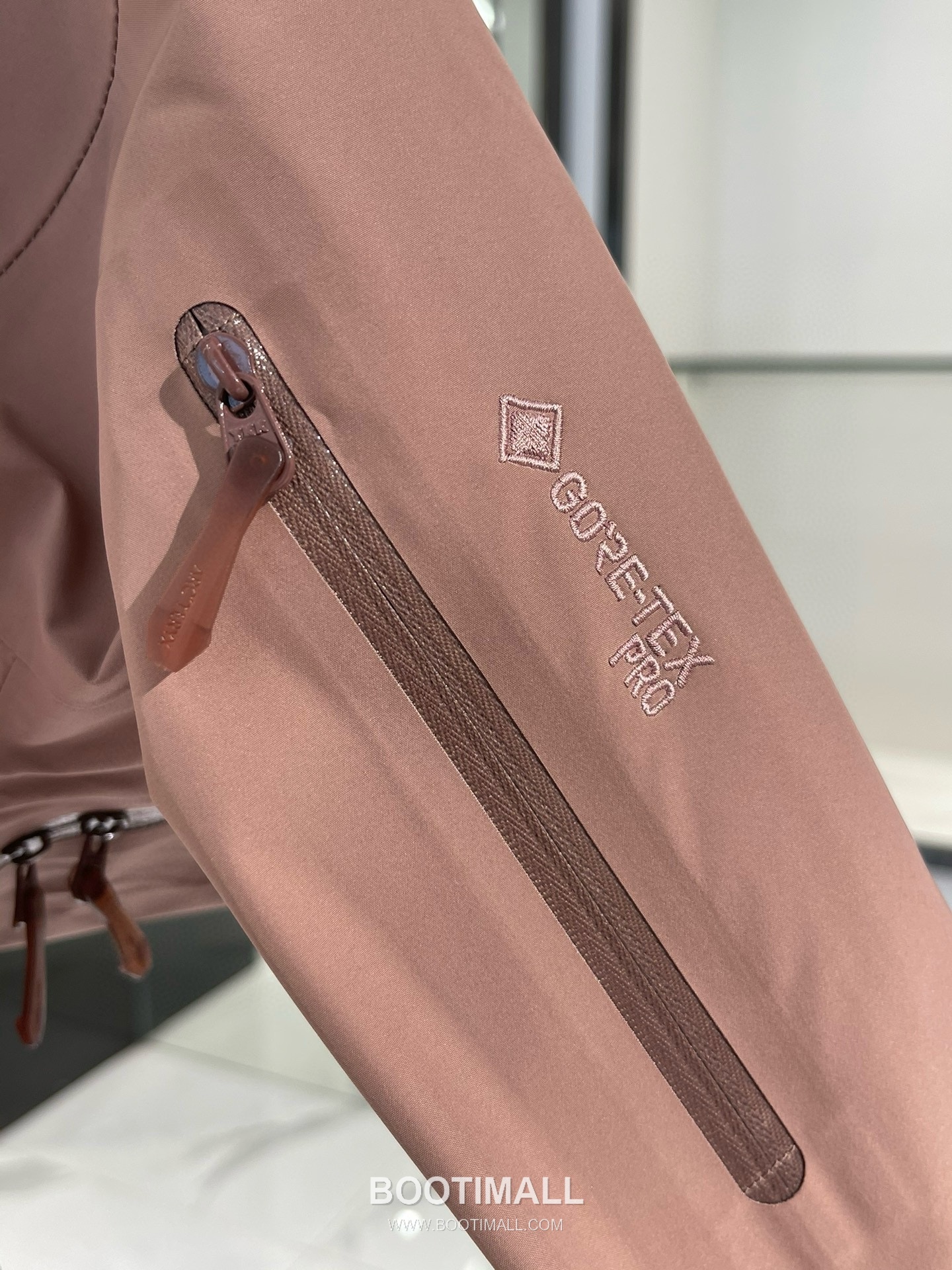 Arc'teryx Alpha SV 6th Generation Gore-Tex Pro Shell Jacket 아크테릭스 알파 SV 6세대 고어텍스 프로 쉘 재킷 6