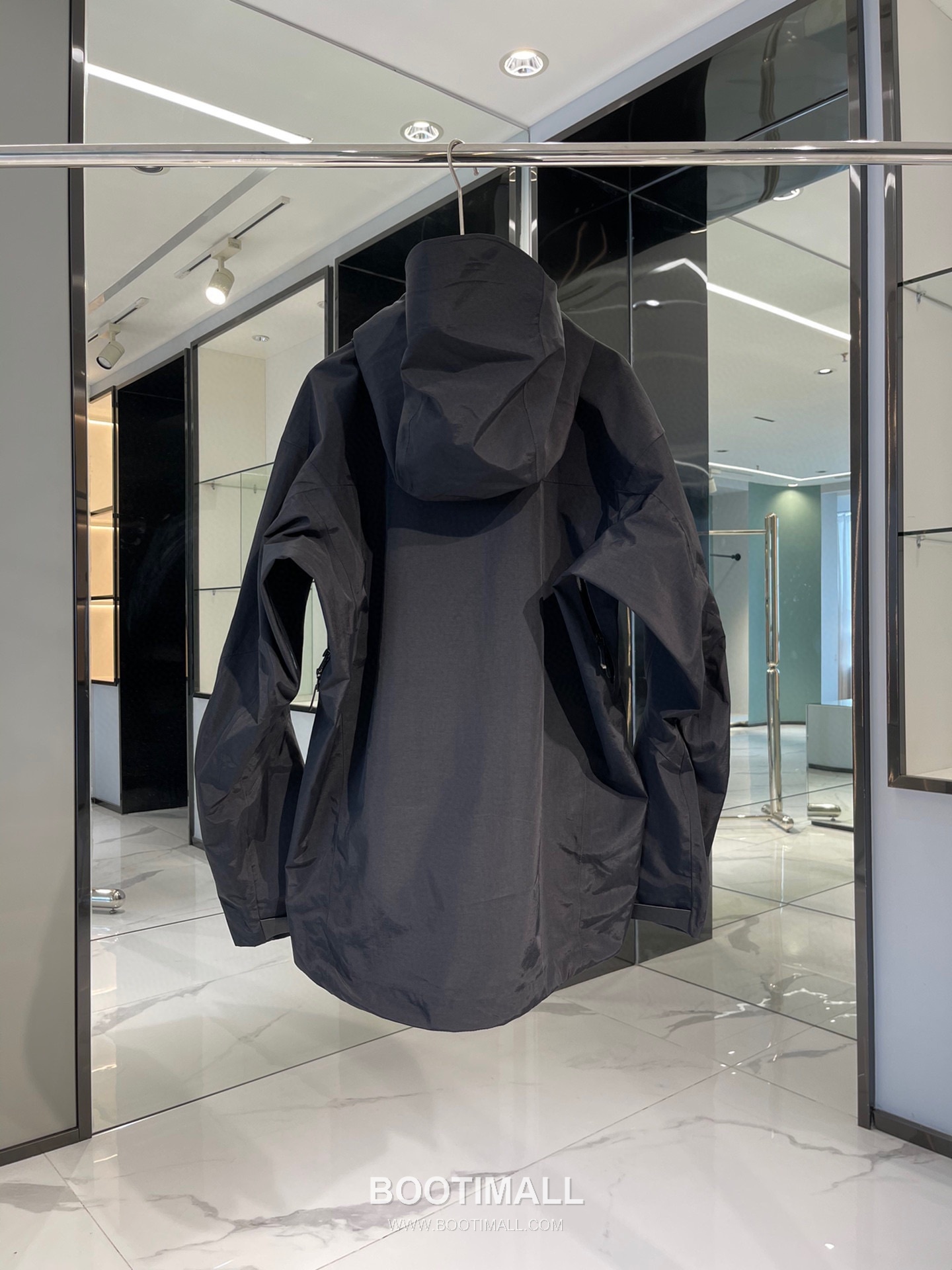 Arc'teryx Alpha SV 6th Generation Gore-Tex Pro Shell Jacket 아크테릭스 알파 SV 6세대 고어텍스 프로 쉘 재킷 3