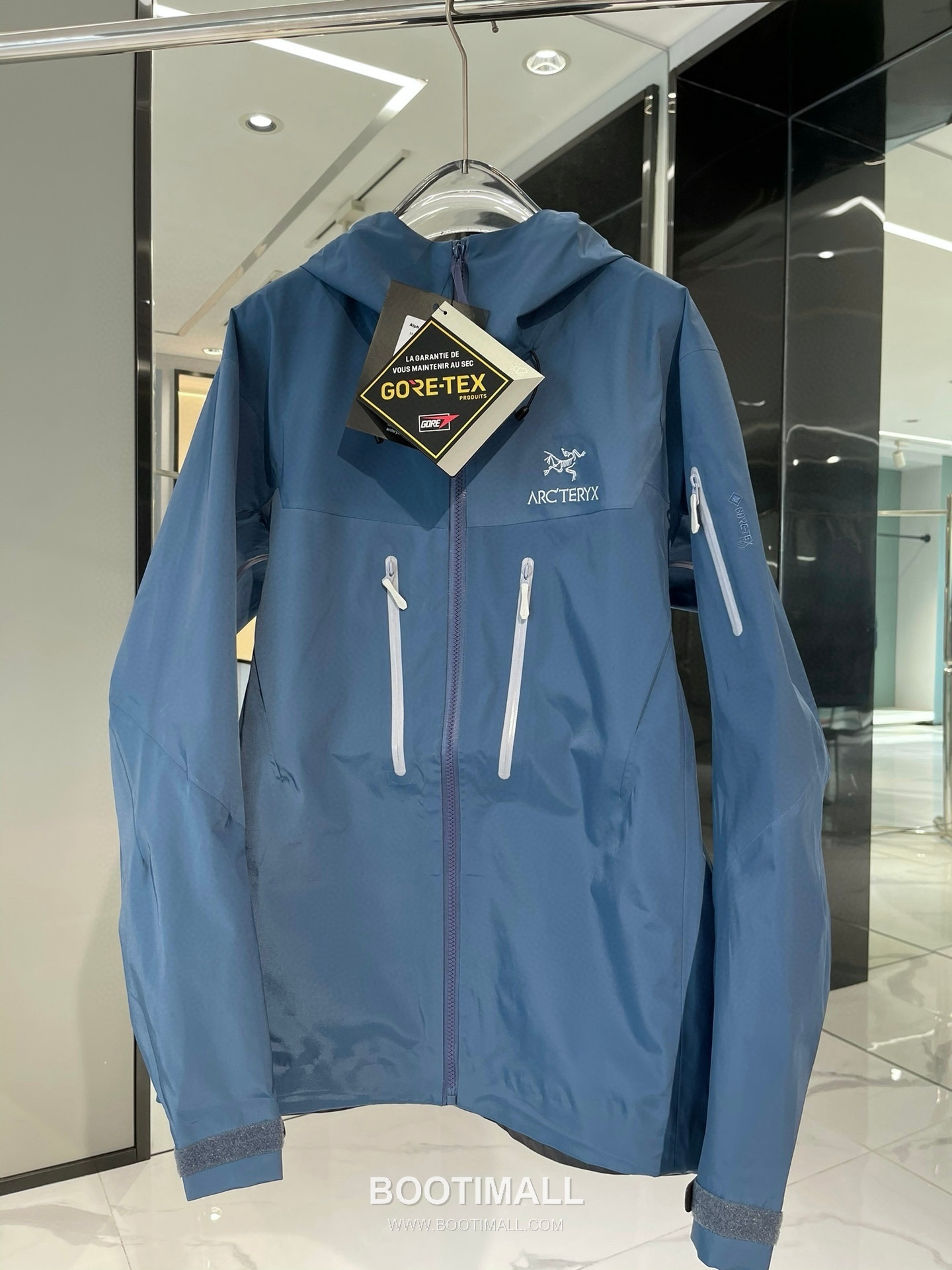 Arc'teryx Alpha SV 6th Generation Gore-Tex Pro Shell Jacket 아크테릭스 알파 SV 6세대 고어텍스 프로 쉘 재킷 4