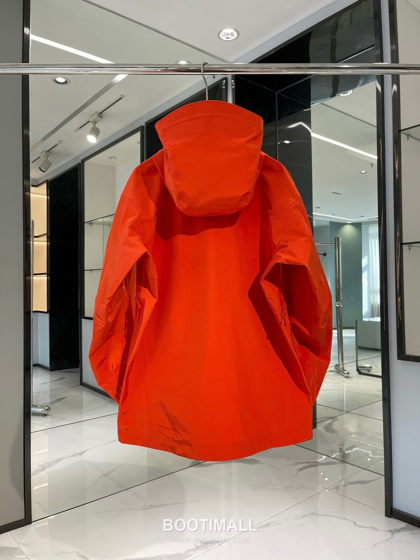 Arc'teryx Alpha SV 6th Generation Gore-Tex Pro Shell Jacket 아크테릭스 알파 SV 6세대 고어텍스 프로 쉘 재킷 3