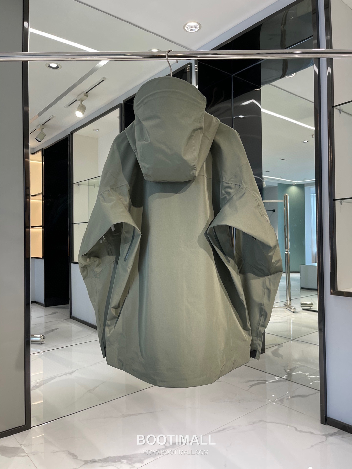 Arc'teryx Alpha SV 6th Generation Gore-Tex Pro Shell Jacket 아크테릭스 알파 SV 6세대 고어텍스 프로 쉘 재킷 3