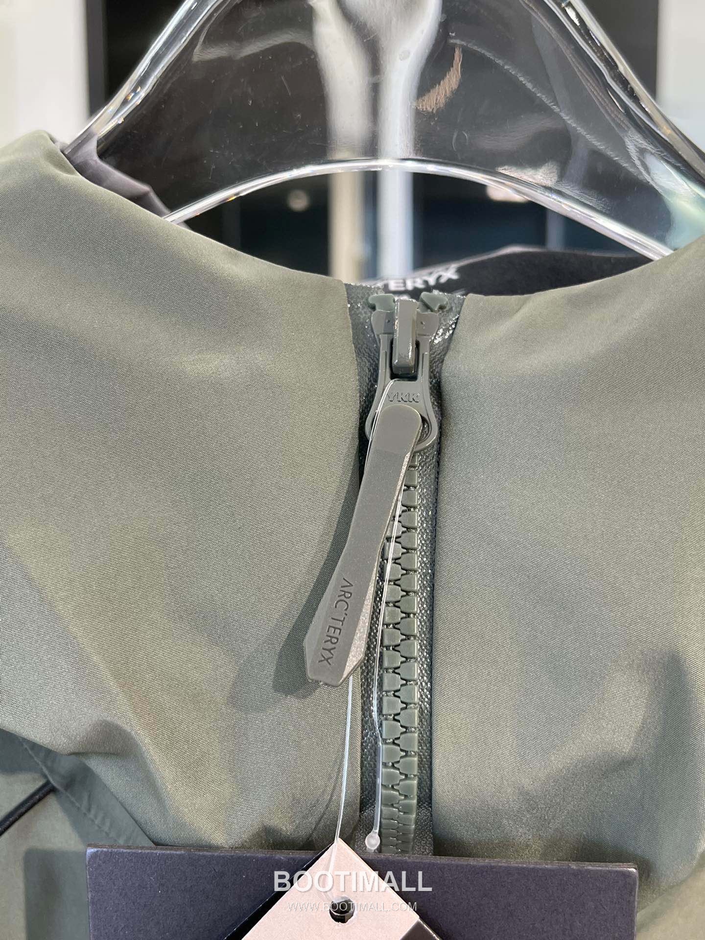 Arc'teryx Alpha SV 6th Generation Gore-Tex Pro Shell Jacket 아크테릭스 알파 SV 6세대 고어텍스 프로 쉘 재킷 6