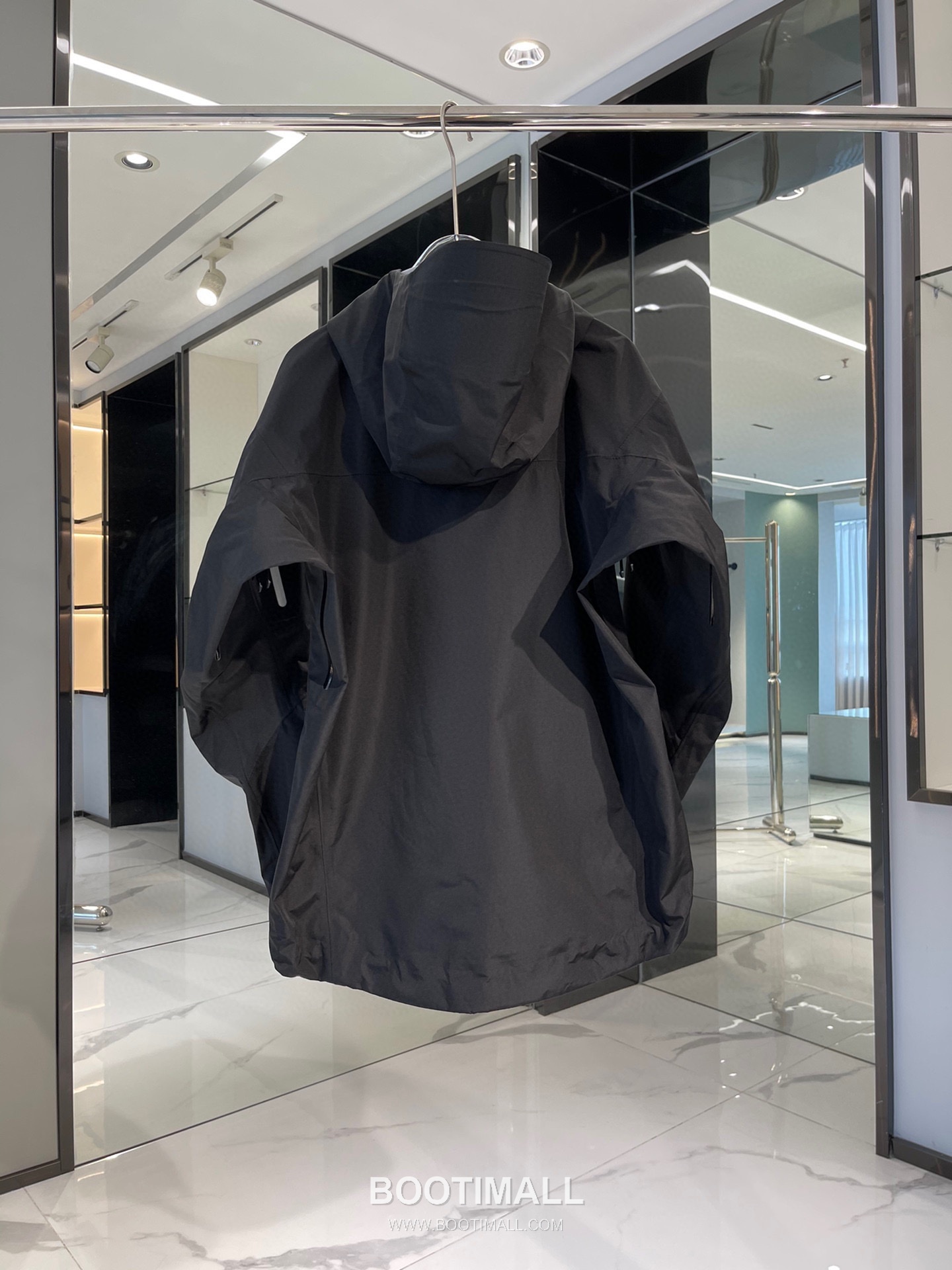 Arc'teryx Alpha SV 6th Generation Gore-Tex Pro Shell Jacket 아크테릭스 알파 SV 6세대 고어텍스 프로 쉘 재킷 3