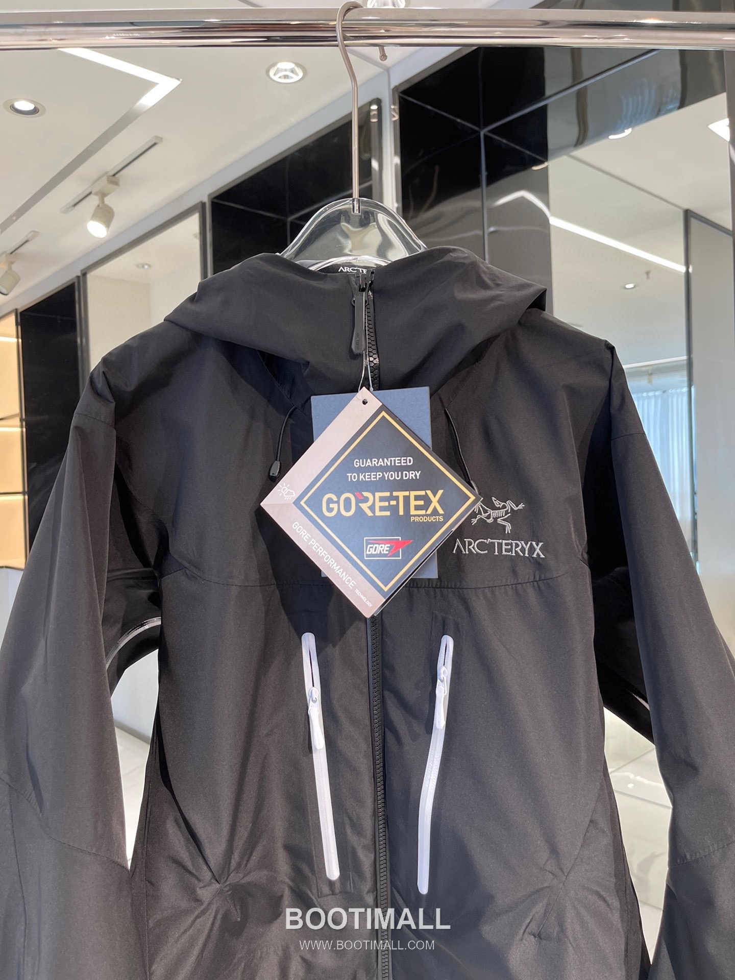 Arc'teryx Alpha SV 6th Generation Gore-Tex Pro Shell Jacket 아크테릭스 알파 SV 6세대 고어텍스 프로 쉘 재킷 4