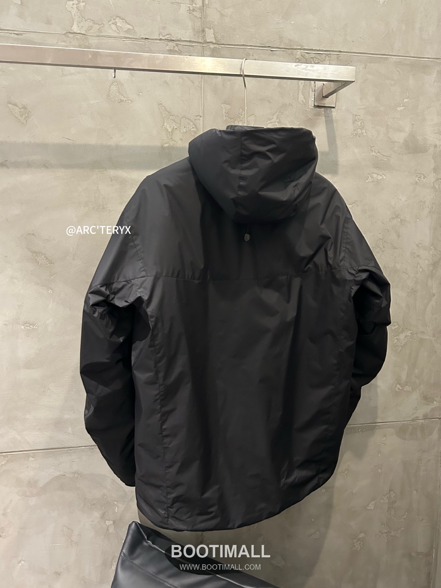 Arc'teryx LEAF Cold Gen 2 Coreloft Insulated Hooded Jacket 아크테릭스 리프 콜드 GEN2 코어로프트 후디드 패딩 재킷 18