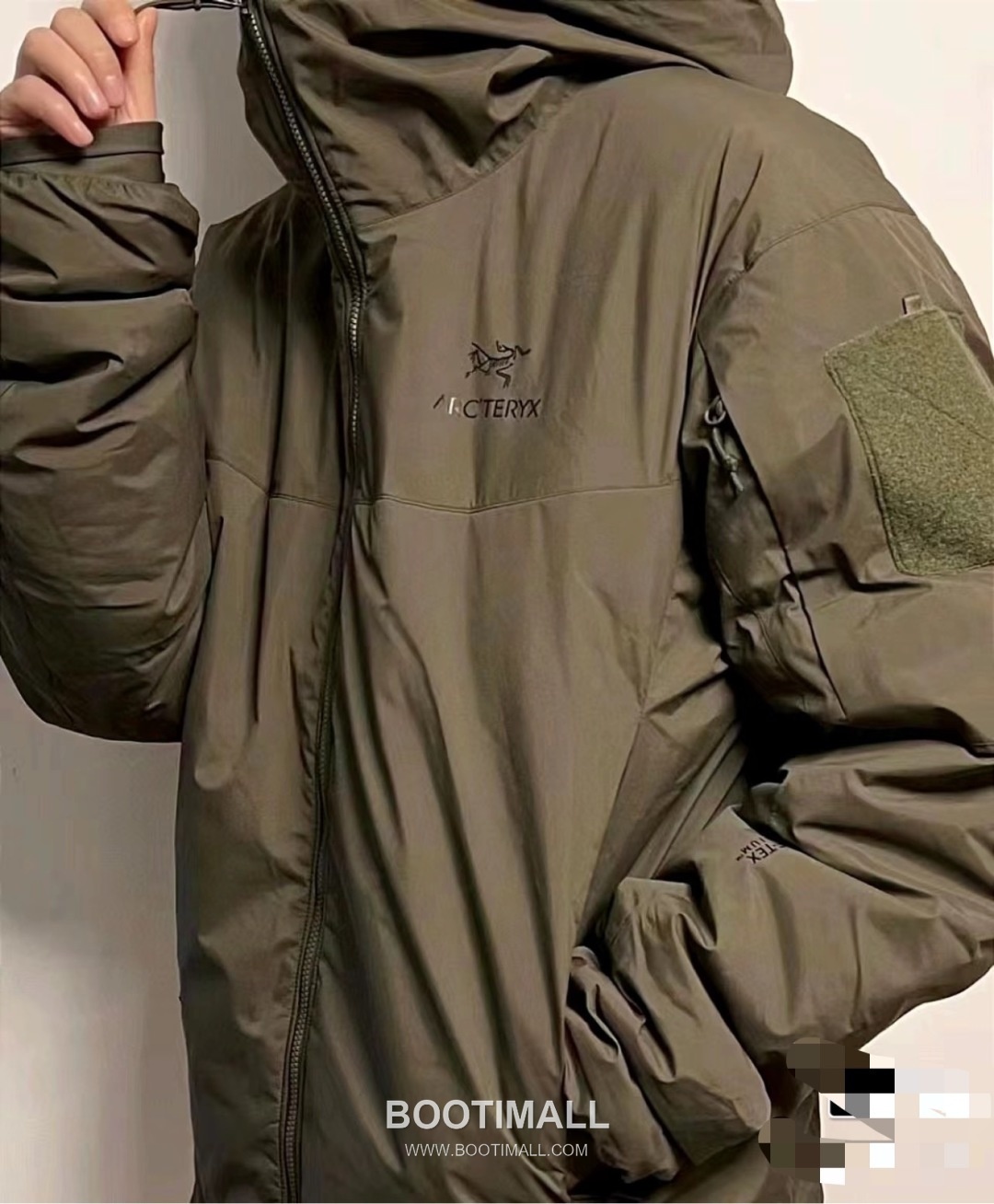 Arc'teryx LEAF Cold Gen 2 Coreloft Insulated Hooded Jacket 아크테릭스 리프 콜드 GEN2 코어로프트 후디드 패딩 재킷 4