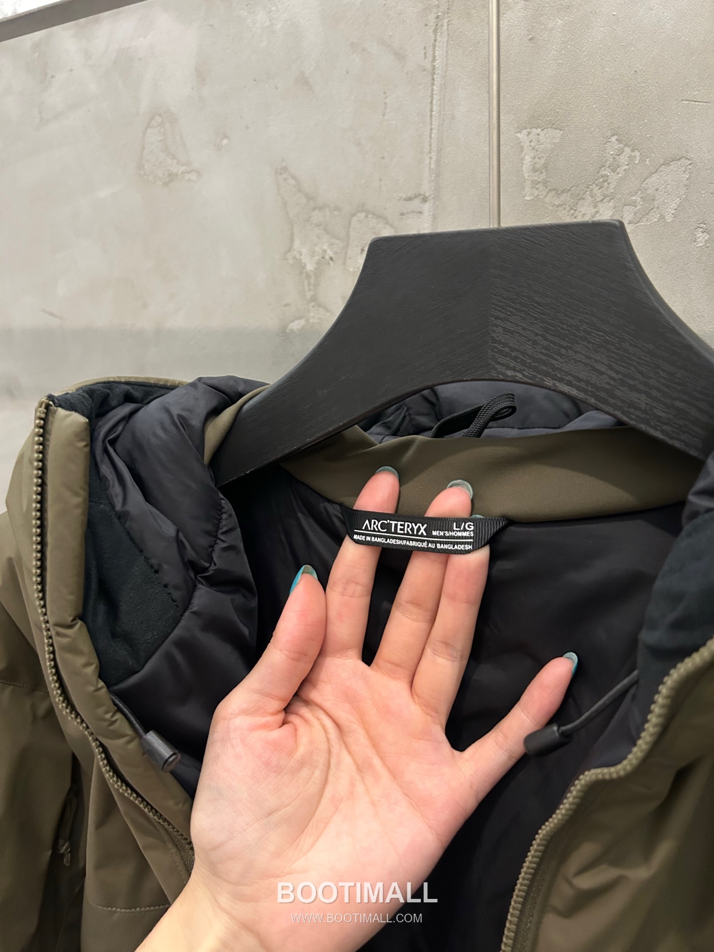 Arc'teryx LEAF Cold Gen 2 Coreloft Insulated Hooded Jacket 아크테릭스 리프 콜드 GEN2 코어로프트 후디드 패딩 재킷 20