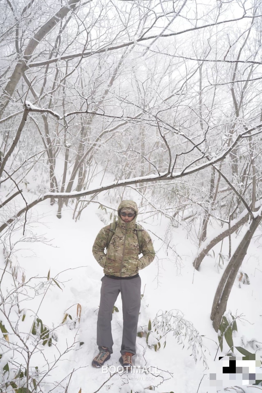 Arc'teryx LEAF Cold Gen 2 Coreloft Insulated Hooded Jacket 아크테릭스 리프 콜드 GEN2 코어로프트 후디드 패딩 재킷 4