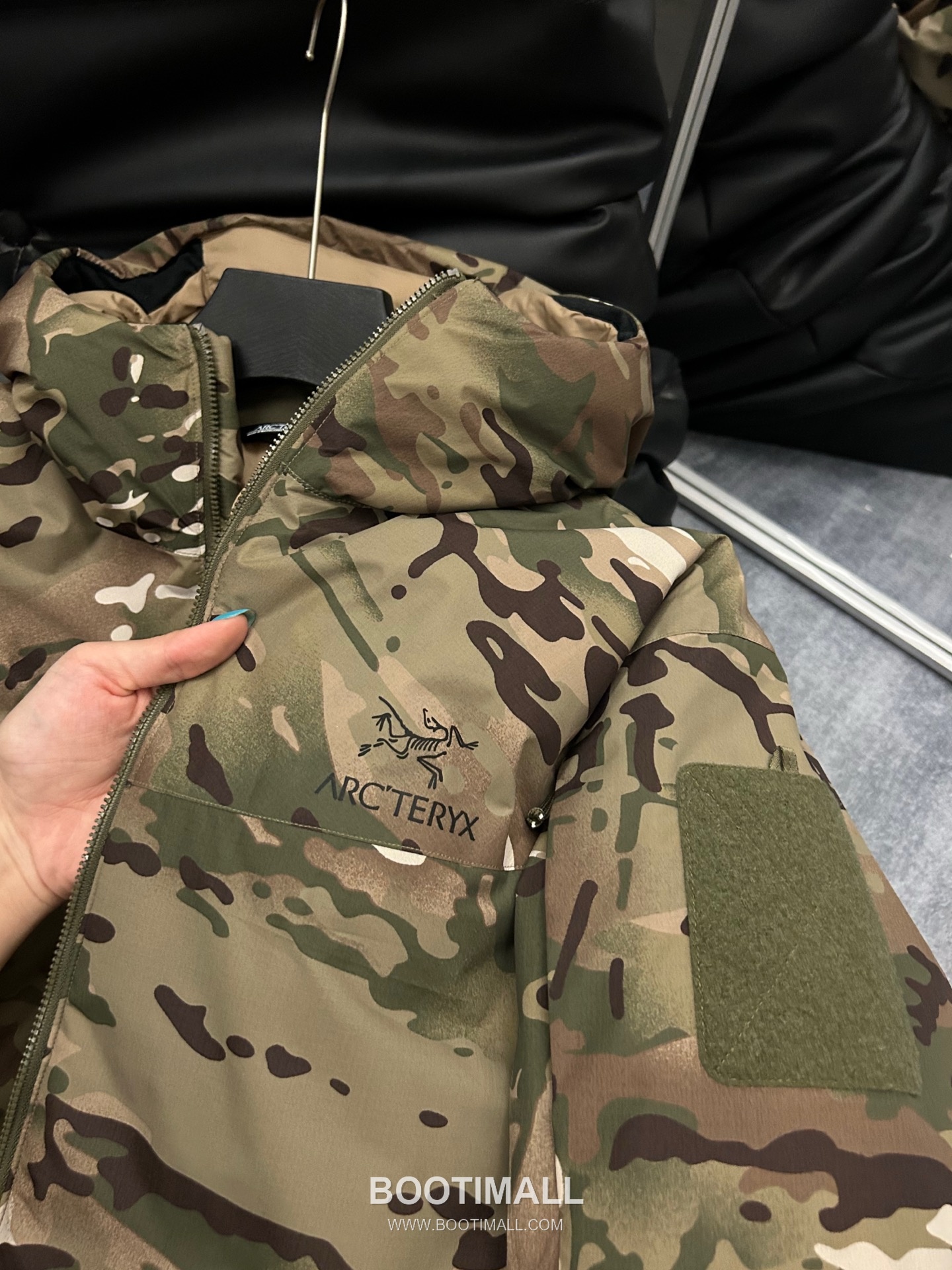 Arc'teryx LEAF Cold Gen 2 Coreloft Insulated Hooded Jacket 아크테릭스 리프 콜드 GEN2 코어로프트 후디드 패딩 재킷 19