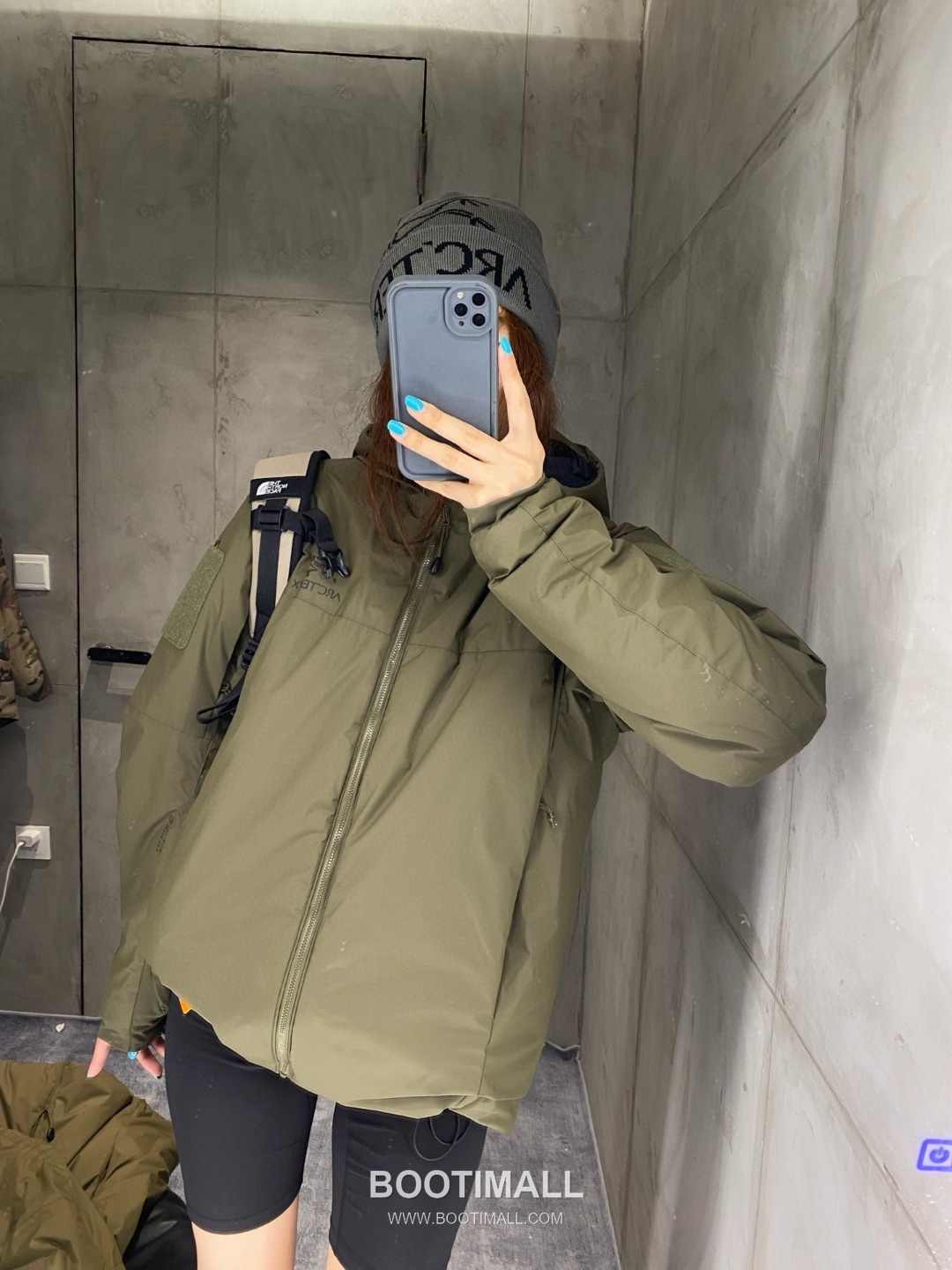 Arc'teryx LEAF Cold Gen 2 Coreloft Insulated Hooded Jacket 아크테릭스 리프 콜드 GEN2 코어로프트 후디드 패딩 재킷 4