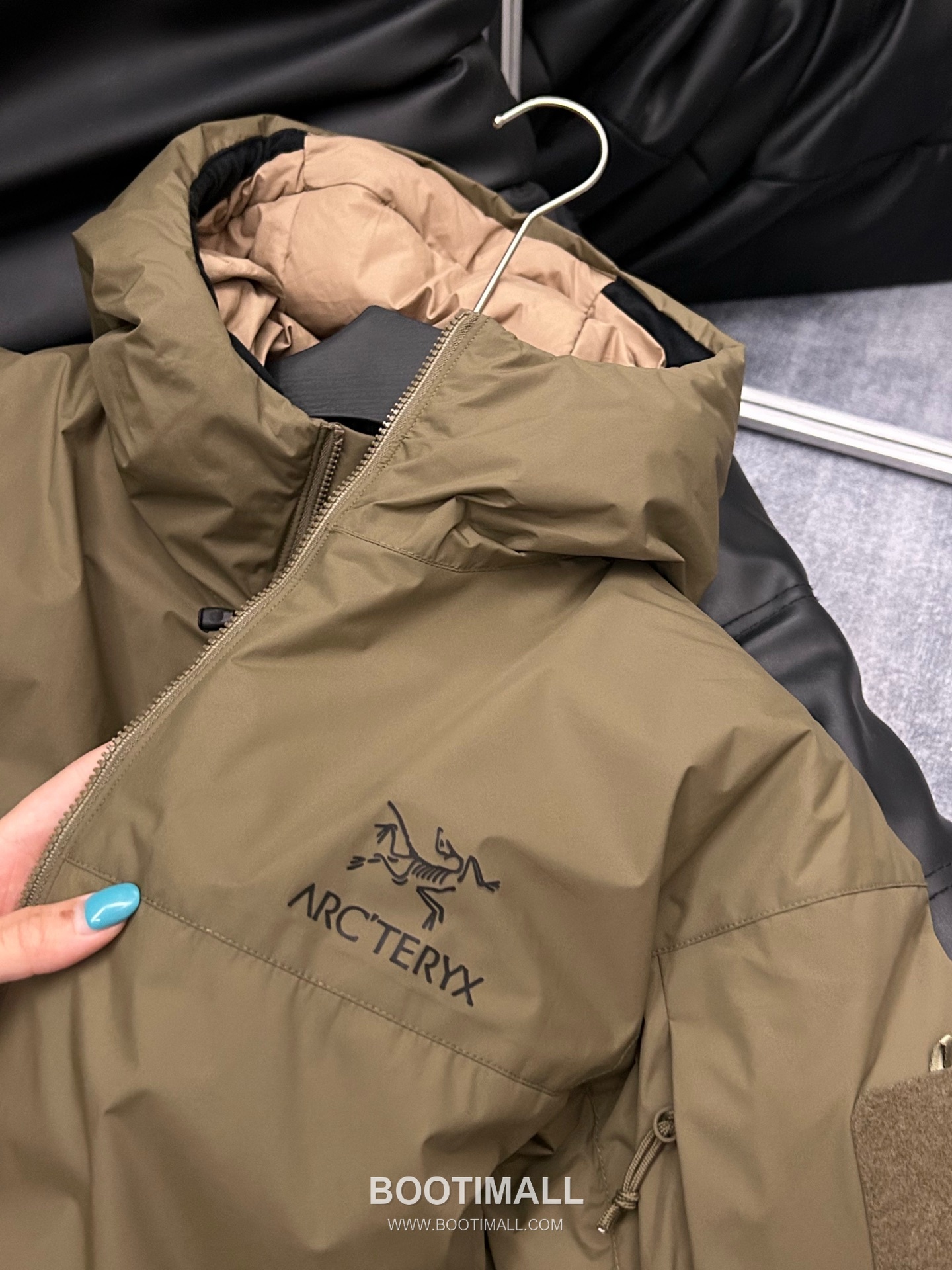 Arc'teryx LEAF Cold Gen 2 Coreloft Insulated Hooded Jacket 아크테릭스 리프 콜드 GEN2 코어로프트 후디드 패딩 재킷 16