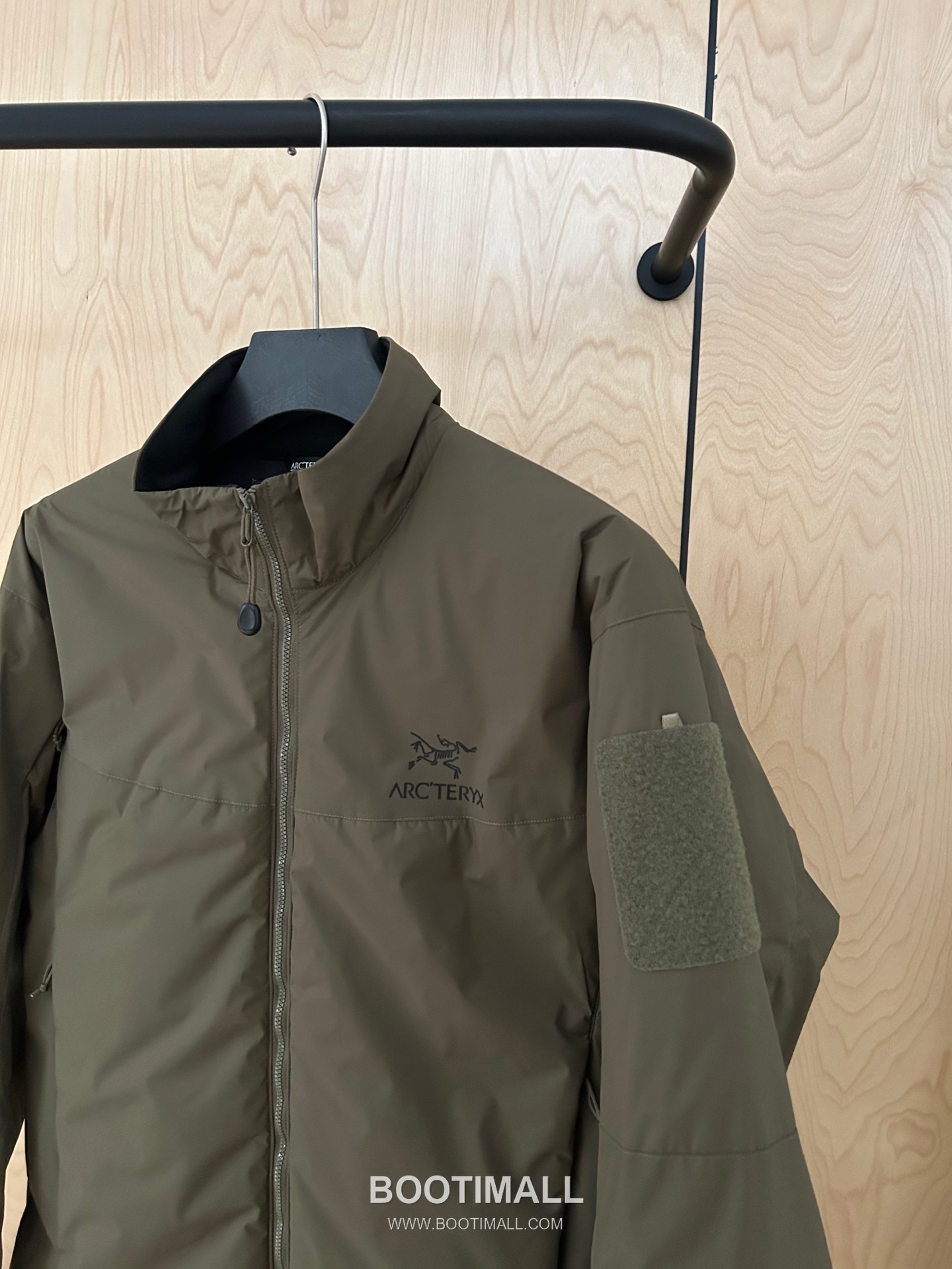 Arc'teryx LEAF Cold WX LT Gen 2 Coreloft Insulated Stand Collar Jacket 아크테릭스 리프 콜드 WX LT GEN2 코어로프트 스탠드넥 패딩 재킷 8