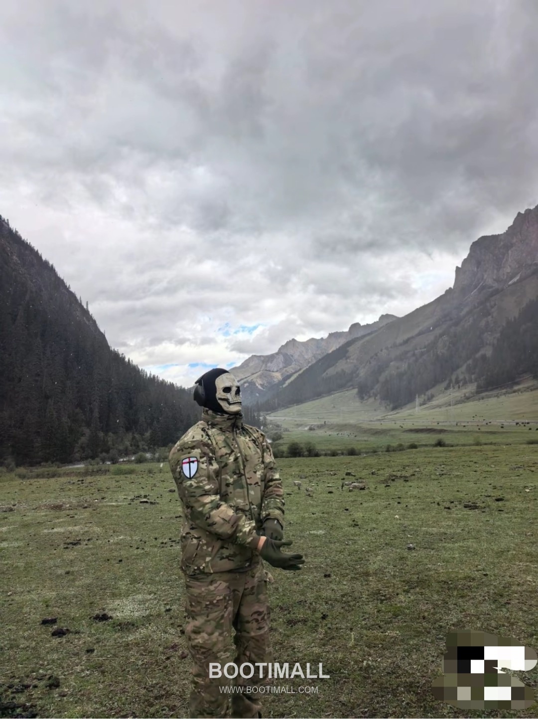 Arc'teryx LEAF Cold WX LT Gen 2 Coreloft Insulated Stand Collar Jacket 아크테릭스 리프 콜드 WX LT GEN2 코어로프트 스탠드넥 패딩 재킷 2