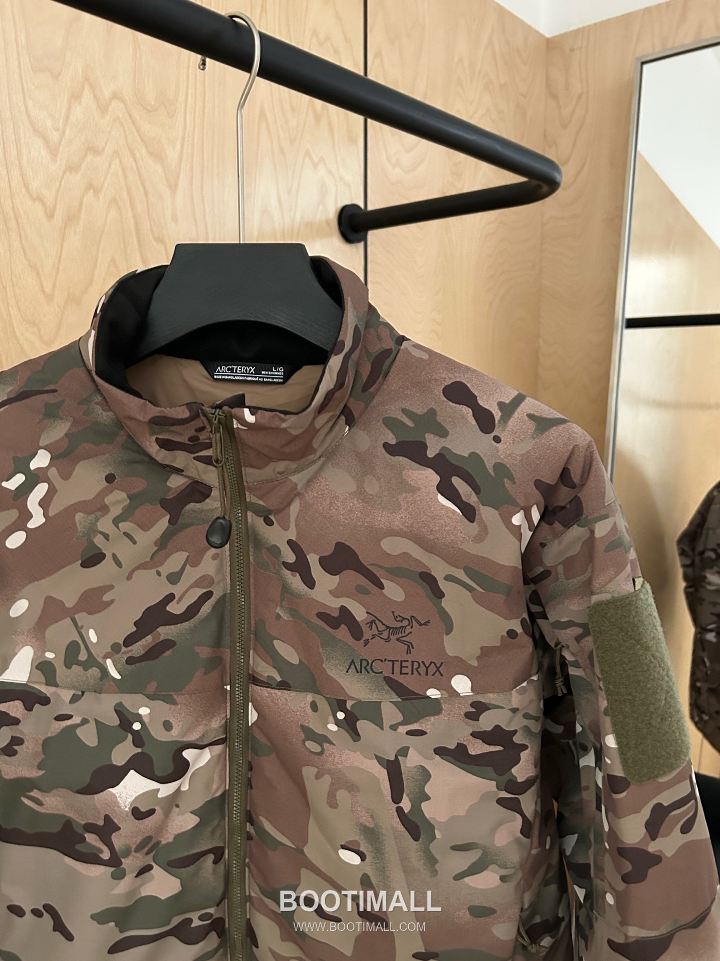 Arc'teryx LEAF Cold WX LT Gen 2 Coreloft Insulated Stand Collar Jacket 아크테릭스 리프 콜드 WX LT GEN2 코어로프트 스탠드넥 패딩 재킷 17