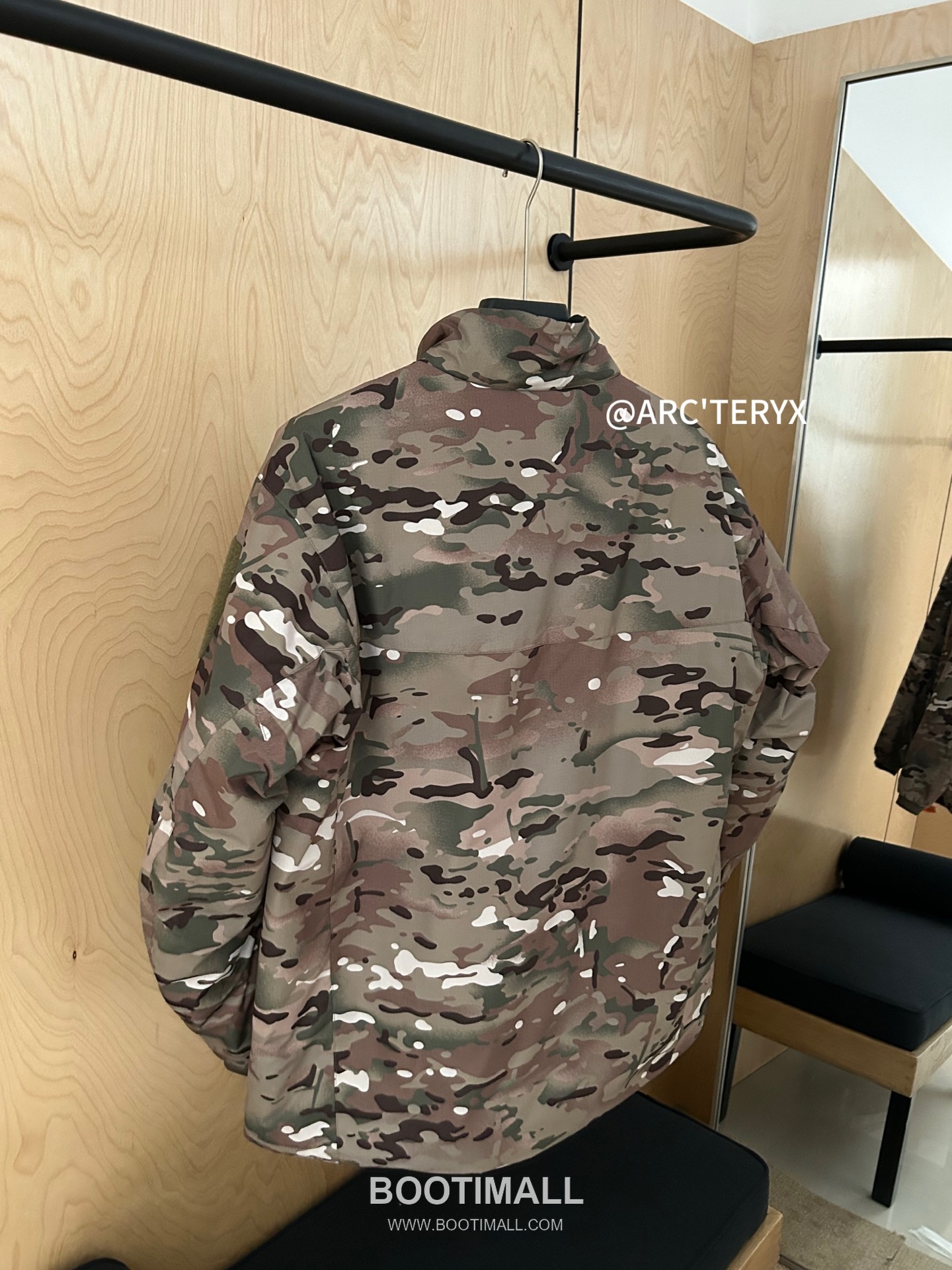 Arc'teryx LEAF Cold WX LT Gen 2 Coreloft Insulated Stand Collar Jacket 아크테릭스 리프 콜드 WX LT GEN2 코어로프트 스탠드넥 패딩 재킷 19
