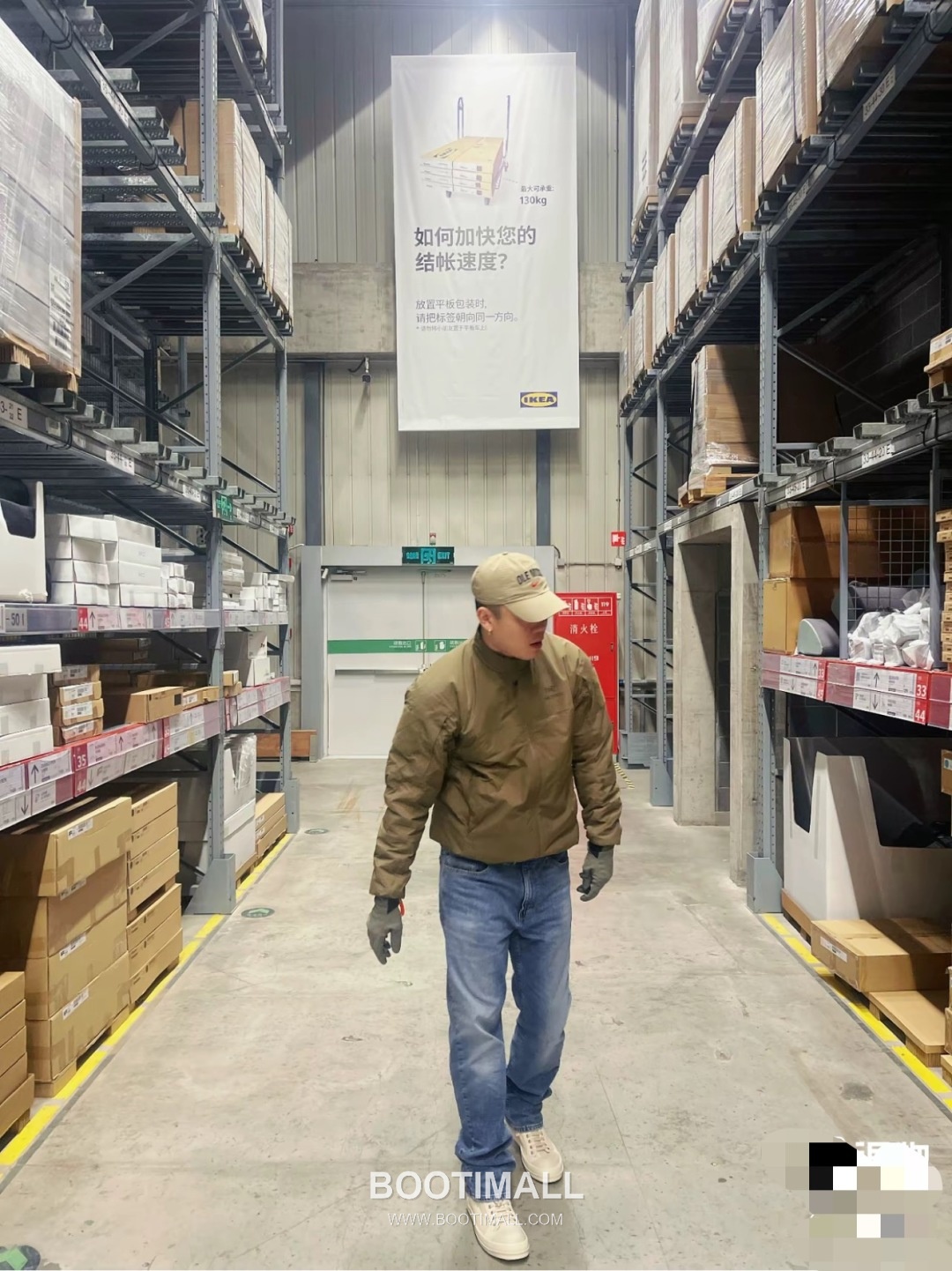 Arc'teryx LEAF Cold WX LT Gen 2 Coreloft Insulated Stand Collar Jacket 아크테릭스 리프 콜드 WX LT GEN2 코어로프트 스탠드넥 패딩 재킷 4