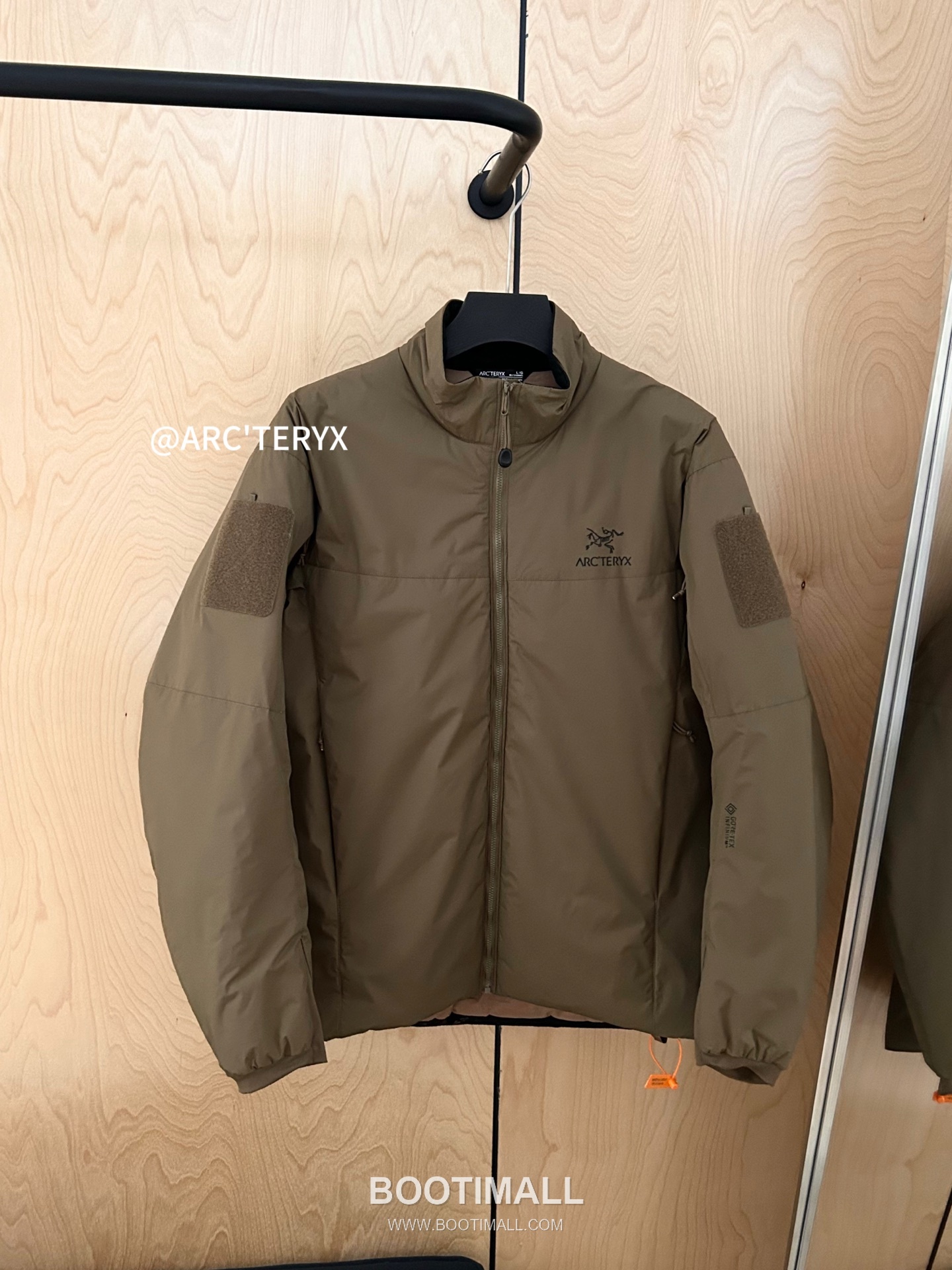 Arc'teryx LEAF Cold WX LT Gen 2 Coreloft Insulated Stand Collar Jacket 아크테릭스 리프 콜드 WX LT GEN2 코어로프트 스탠드넥 패딩 재킷 11