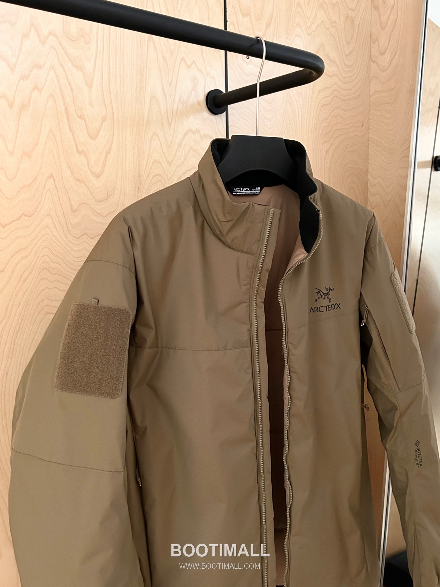 Arc'teryx LEAF Cold WX LT Gen 2 Coreloft Insulated Stand Collar Jacket 아크테릭스 리프 콜드 WX LT GEN2 코어로프트 스탠드넥 패딩 재킷 17