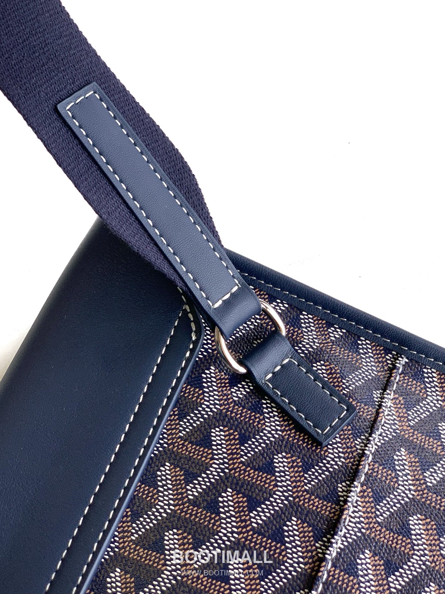 Goyard Coursier Goyardine Canvas Messenger Bag 8069 고야드 쿠르시에 고야딘 캔버스 메신저 크로스백 32cm 7