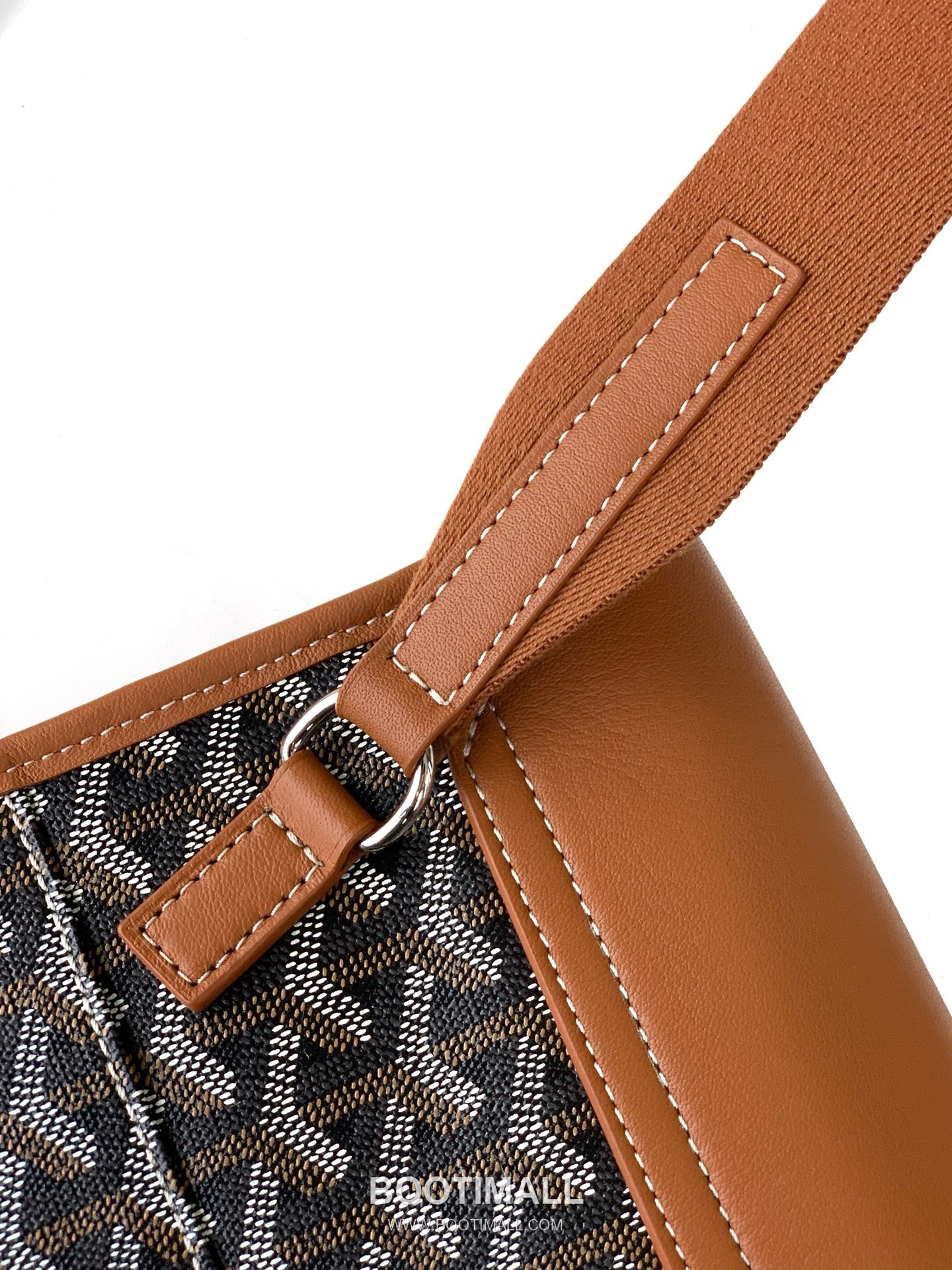 Goyard Coursier Goyardine Canvas Messenger Bag 8069 고야드 쿠르시에 고야딘 캔버스 메신저 크로스백 32cm 7