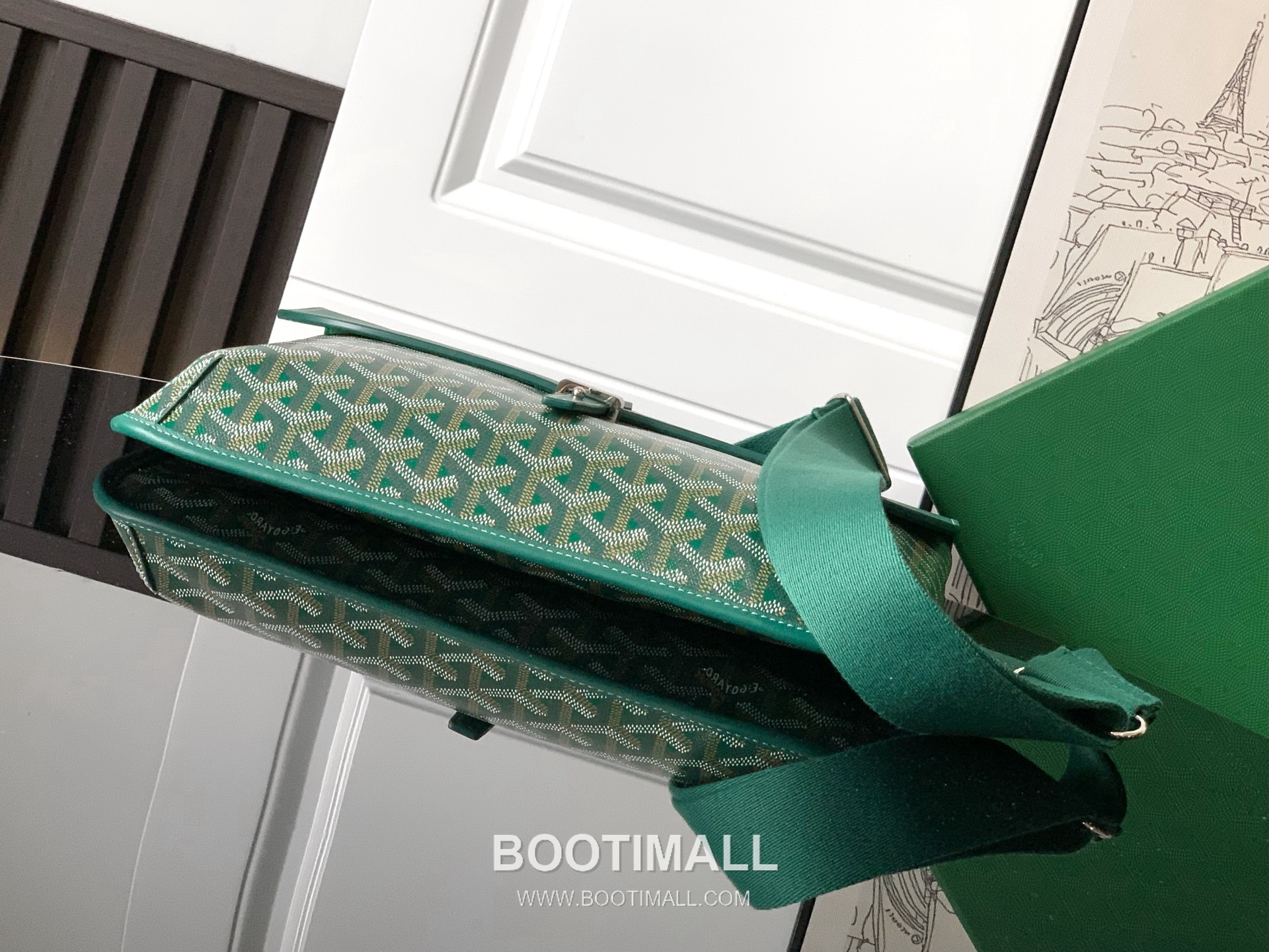 Goyard Coursier Goyardine Canvas Messenger Bag 8069 고야드 쿠르시에 고야딘 캔버스 메신저 크로스백 32cm 4