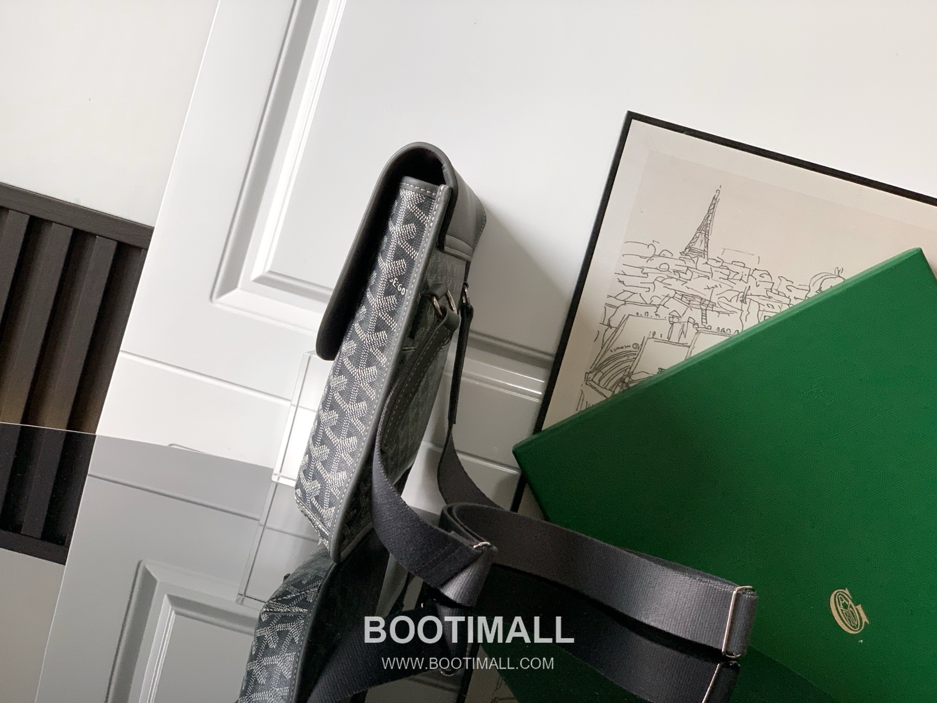 Goyard Coursier Goyardine Canvas Messenger Bag 8069 고야드 쿠르시에 고야딘 캔버스 메신저 크로스백 32cm 2